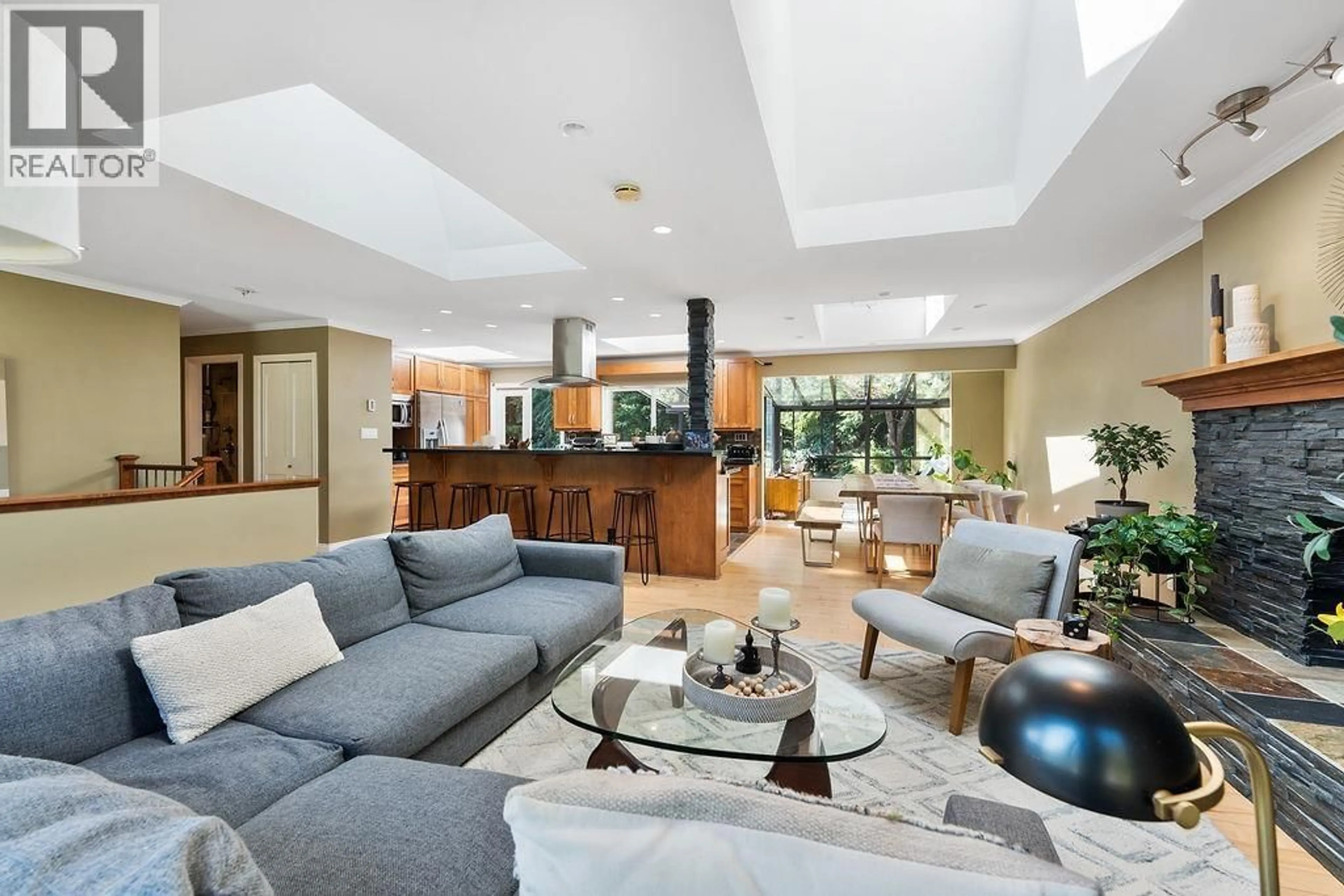Living room with furniture, unknown for 4393 GLENCANYON DRIVE, North Vancouver British Columbia V7N4B4