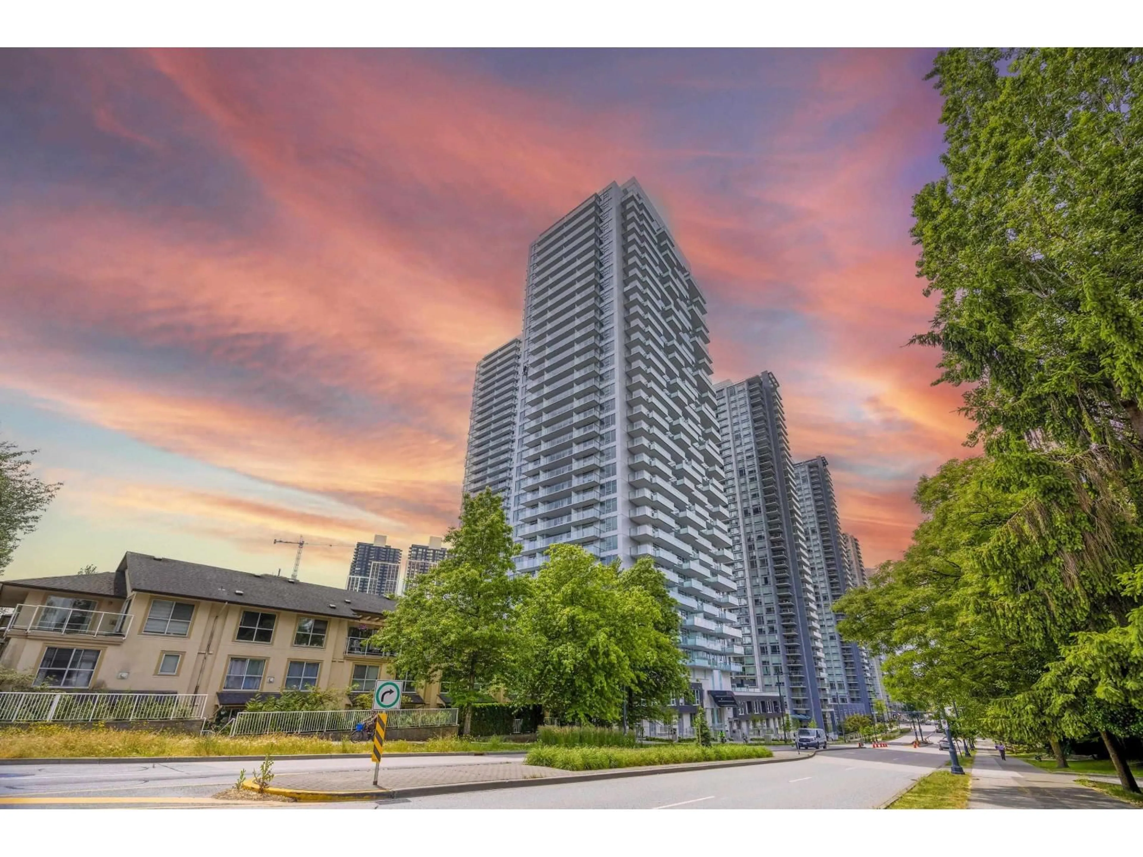Unknown for 1606 - 13778 100, Surrey British Columbia V3T0V3