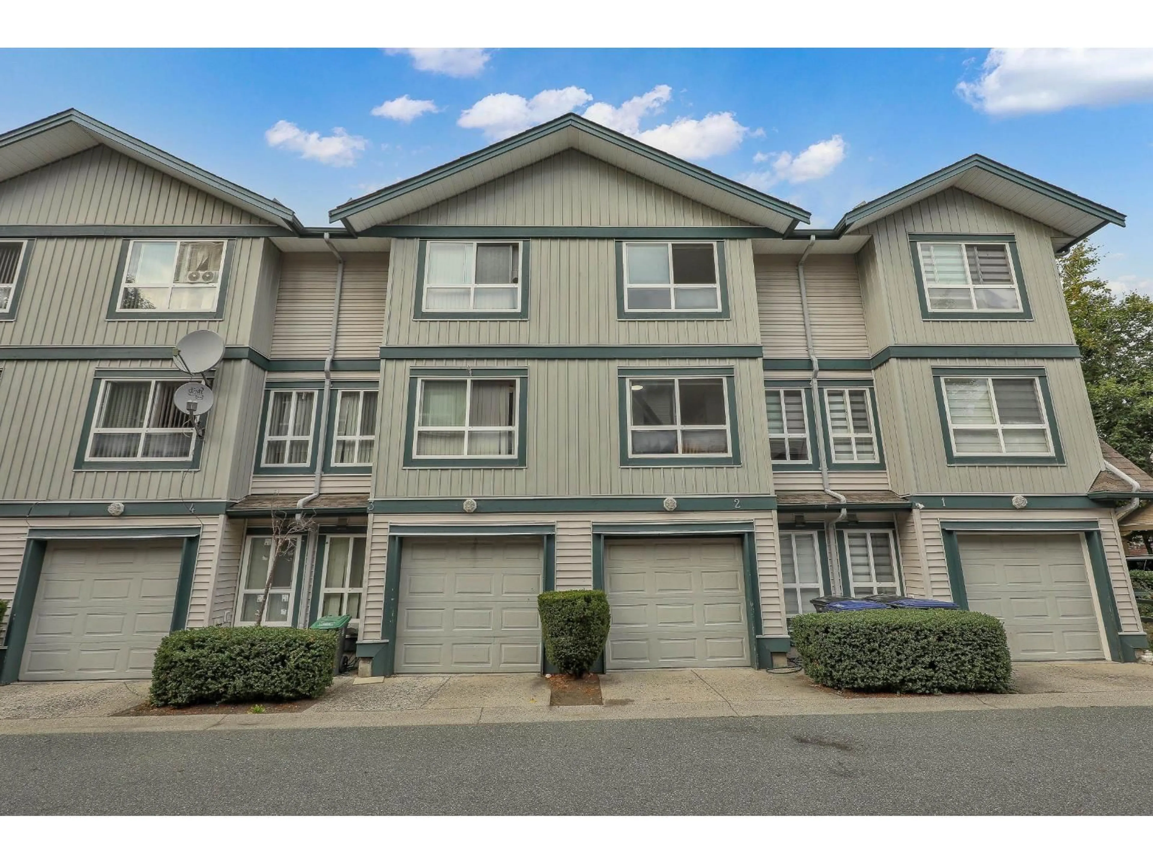 A pic from outside/outdoor area/front of a property/back of a property/a pic from drone, street for 2 - 12730 66, Surrey British Columbia V3W1P2