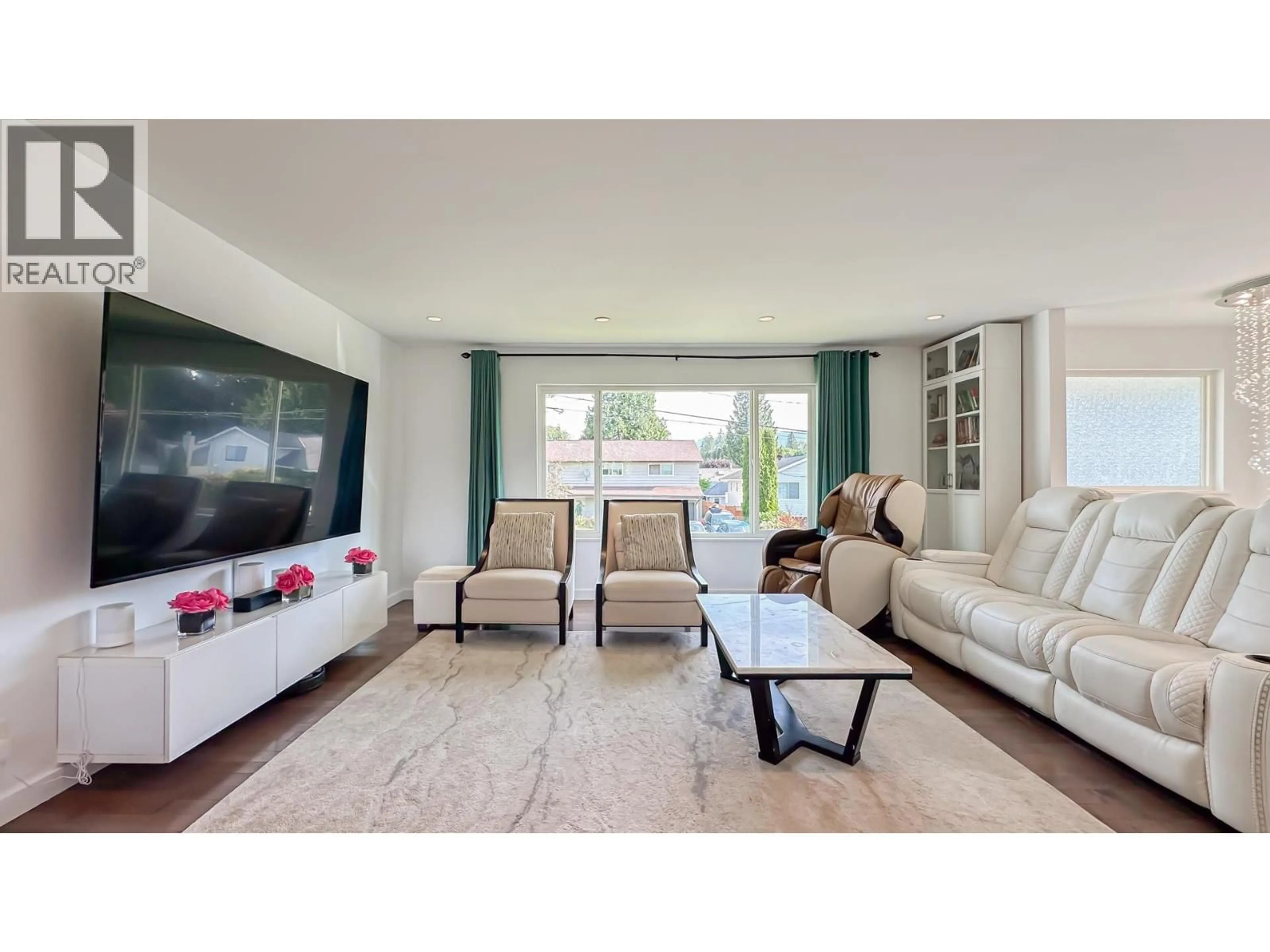 Living room with furniture, unknown for 1860 ROUTLEY AVENUE, Port Coquitlam British Columbia V3C1A7