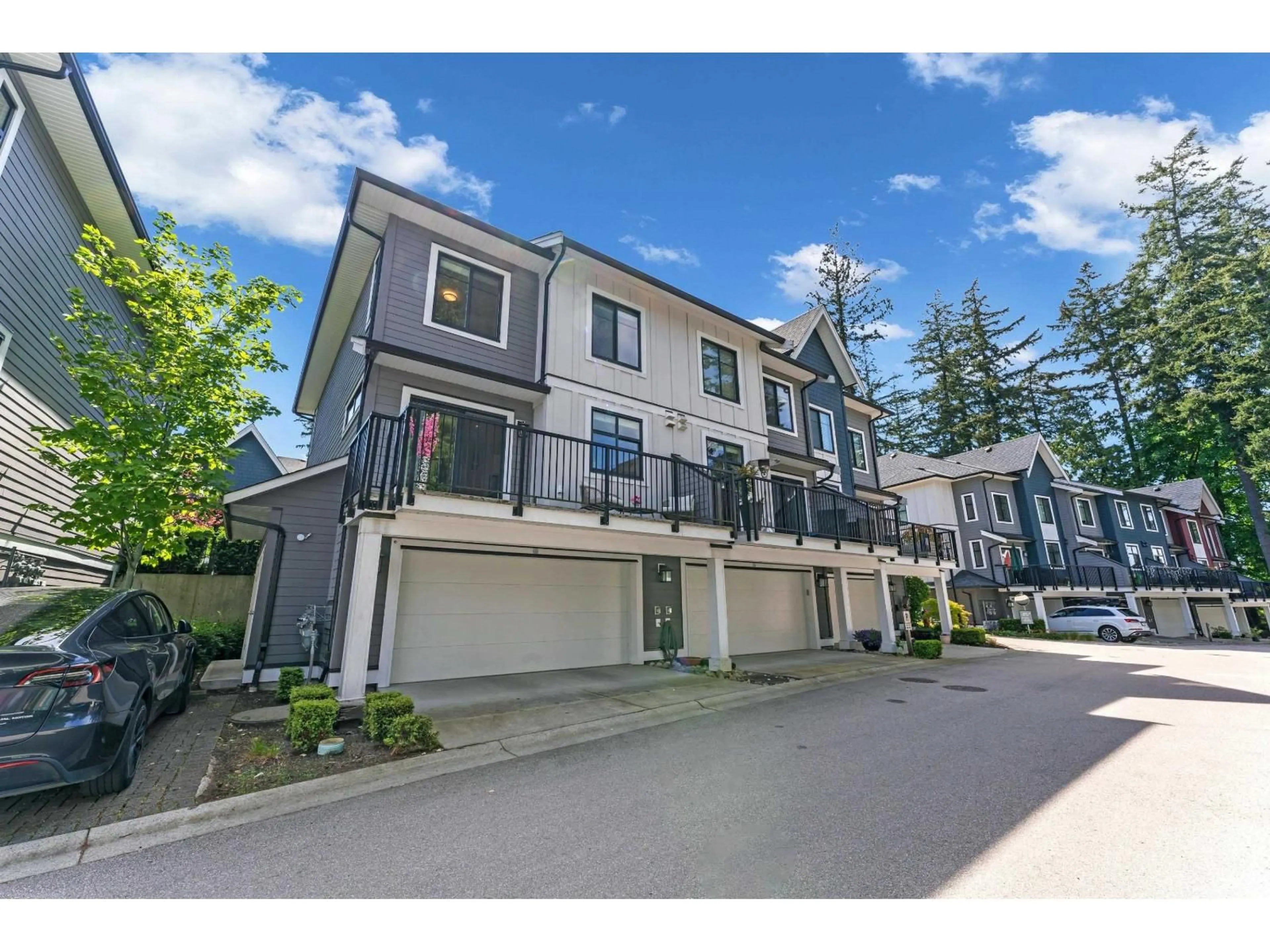 A pic from outside/outdoor area/front of a property/back of a property/a pic from drone, street for 127 - 2853 HELC, Surrey British Columbia V3Z0N5