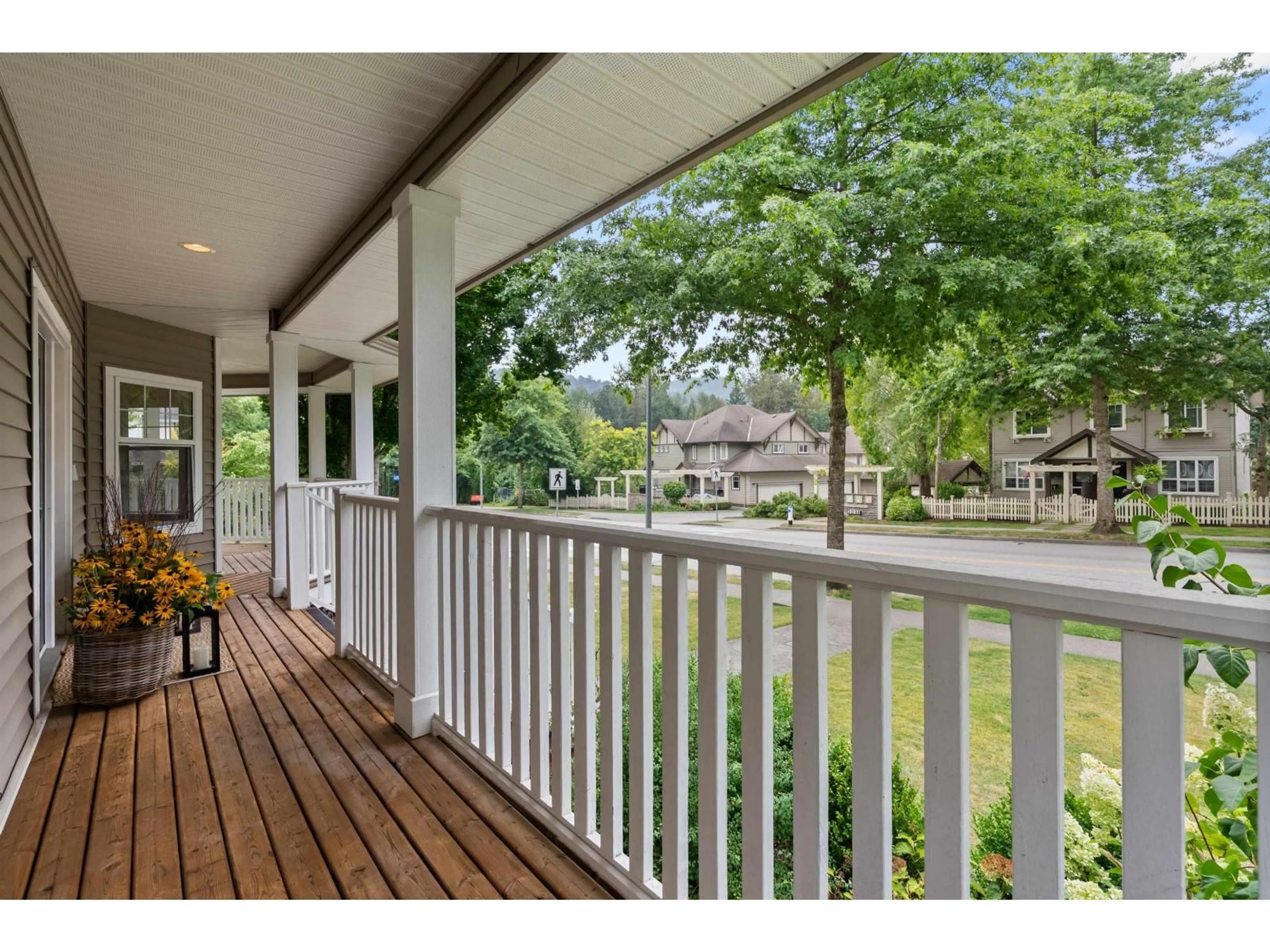 Patio, unknown for 4410 BLAUSON, Abbotsford British Columbia V3G3C5