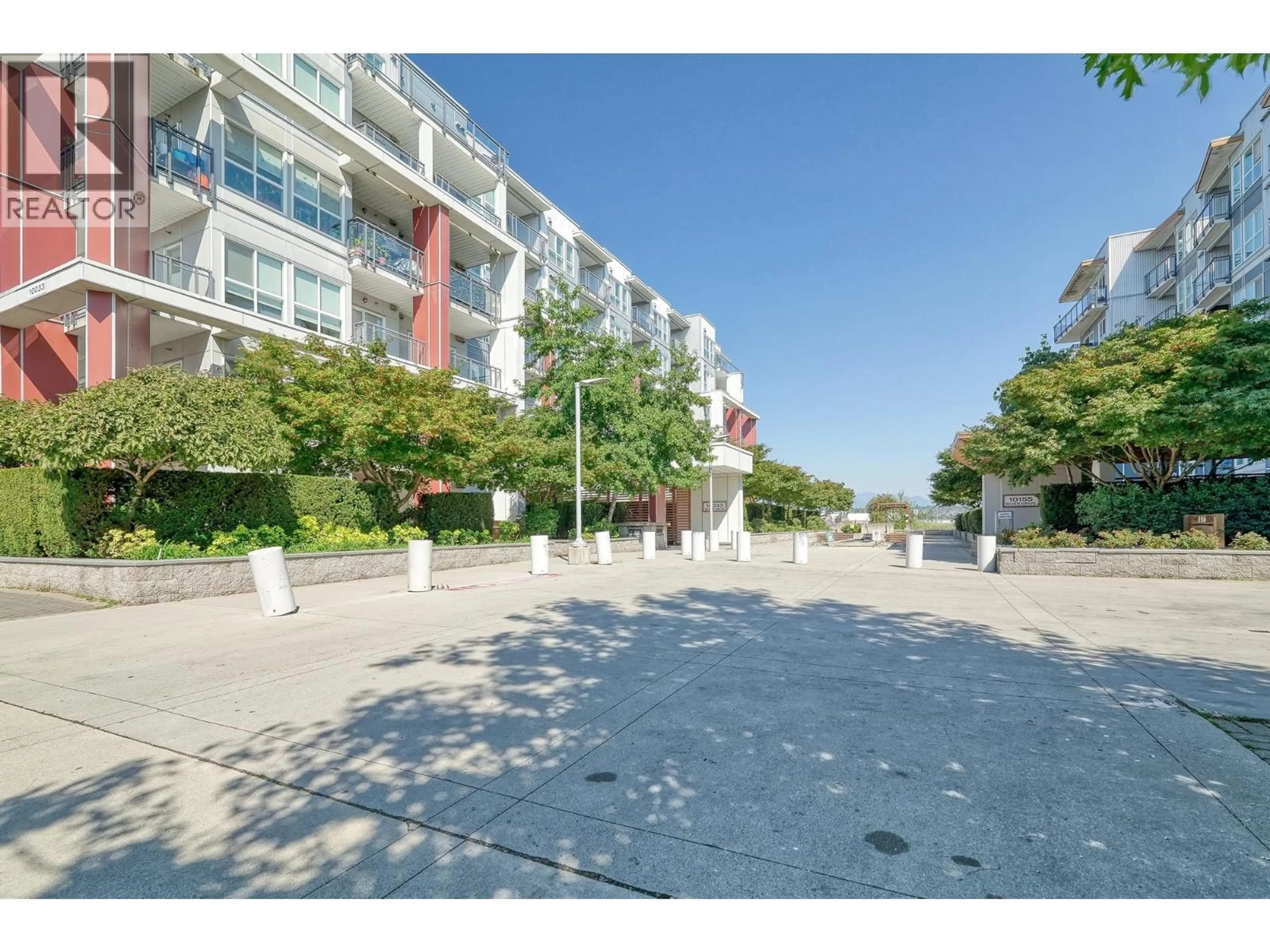 Patio, street for 506 - 10033 RIVER DRIVE, Richmond British Columbia V6X0L1