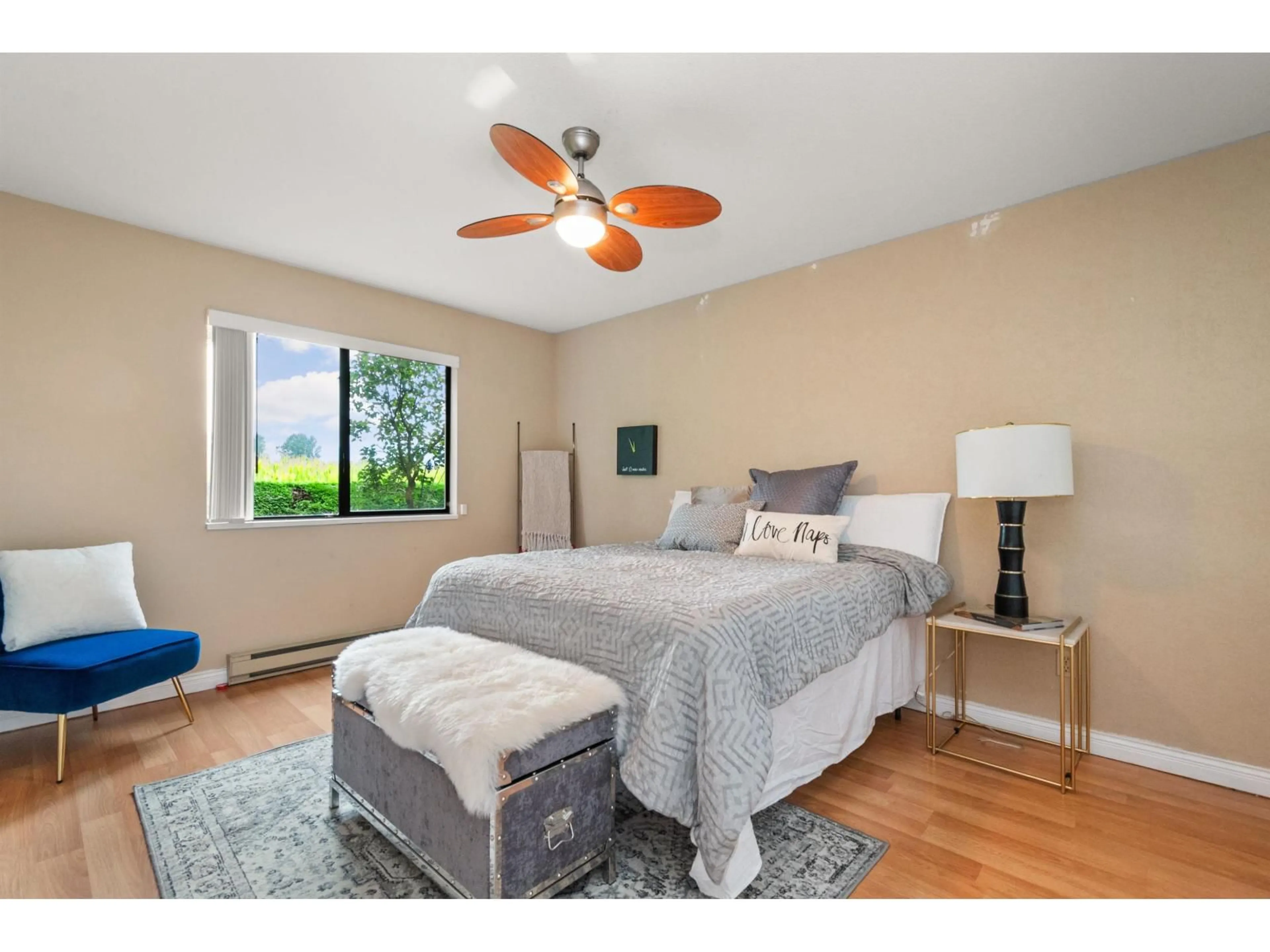 Bedroom with bed, unknown for 27 - 7455 HURON STREET, Chilliwack British Columbia V2R2R9