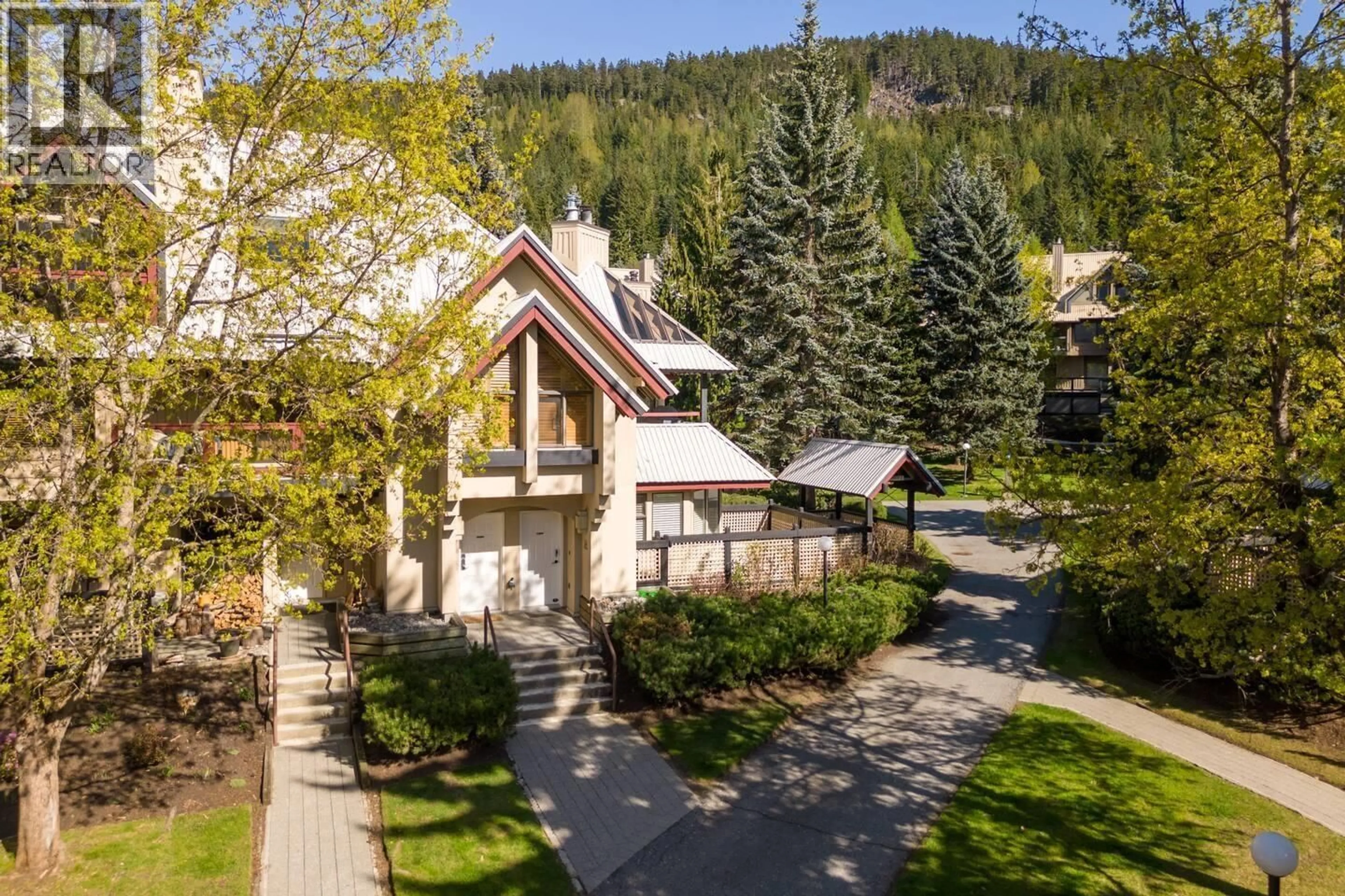 A pic from outside/outdoor area/front of a property/back of a property/a pic from drone, mountain view for 14 - 4637 BLACKCOMB WAY, Whistler British Columbia V8E0Y6