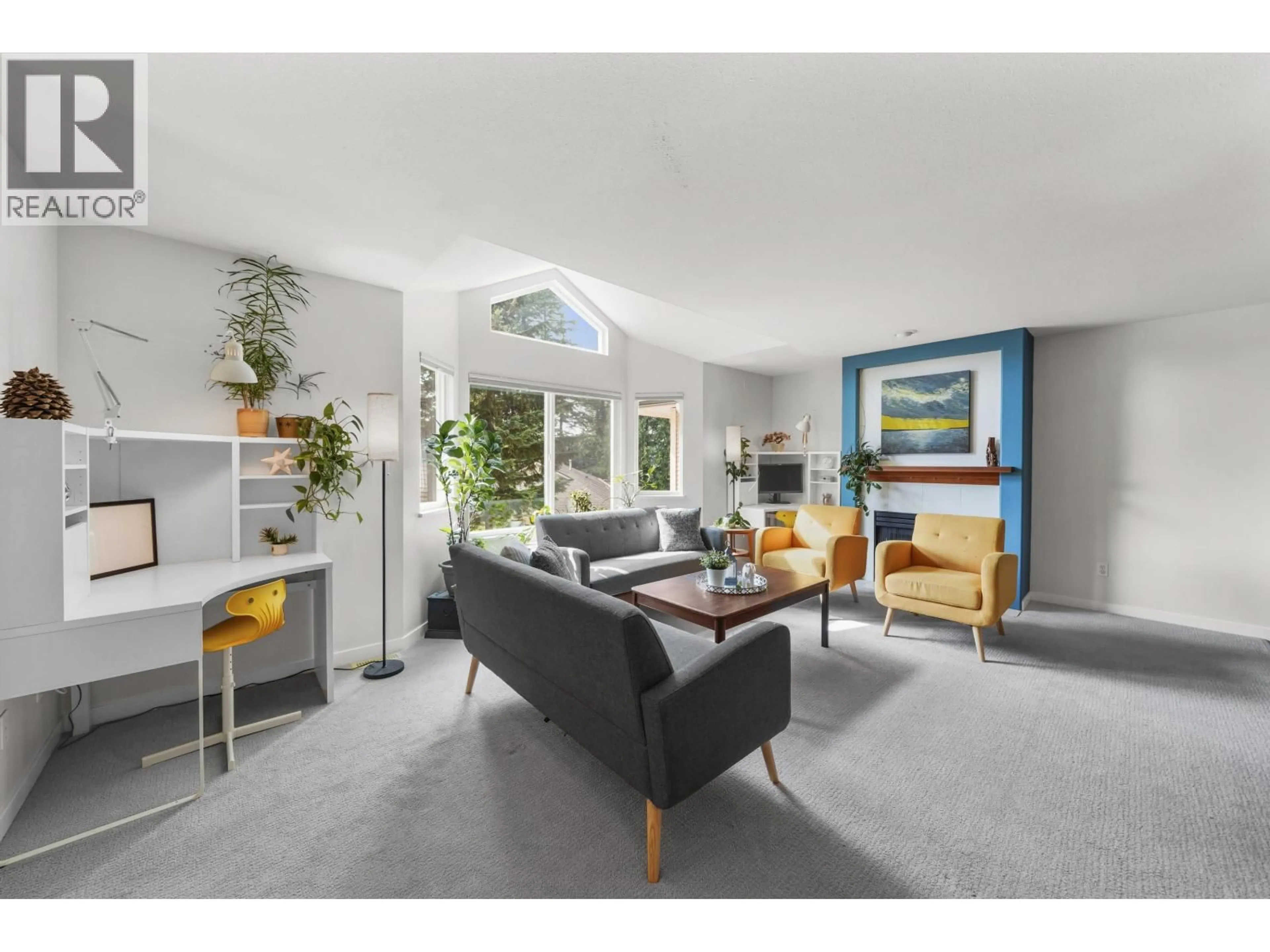 Living room with furniture, unknown for 135 - 101 PARKSIDE DRIVE, Port Moody British Columbia V3H4W6