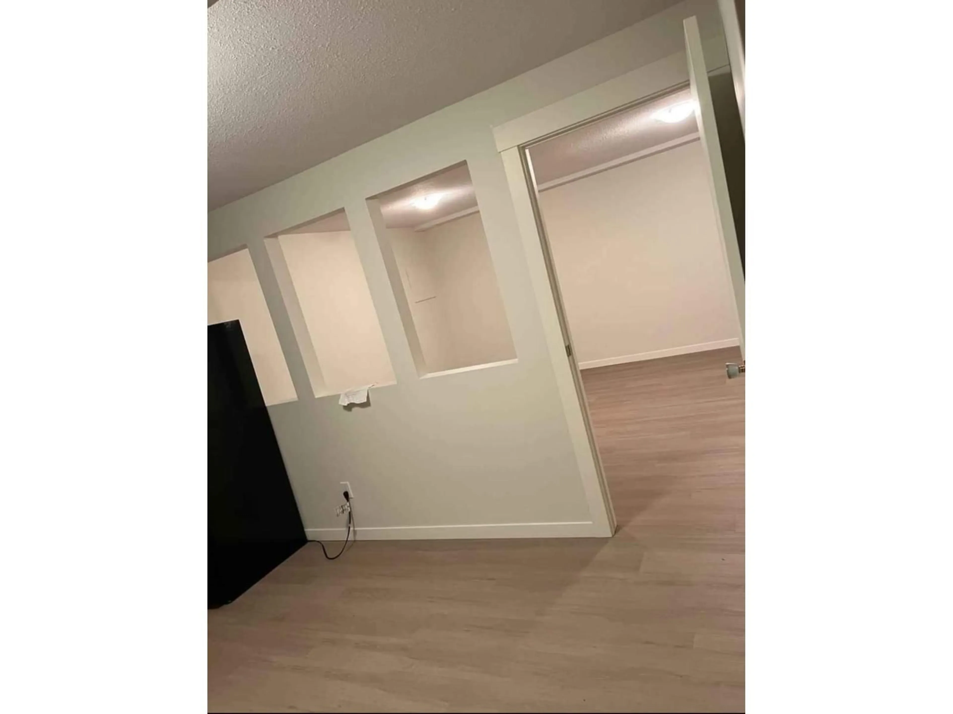 A pic of a room for 32611 HOLLYWOOD, Abbotsford British Columbia V2T1R9