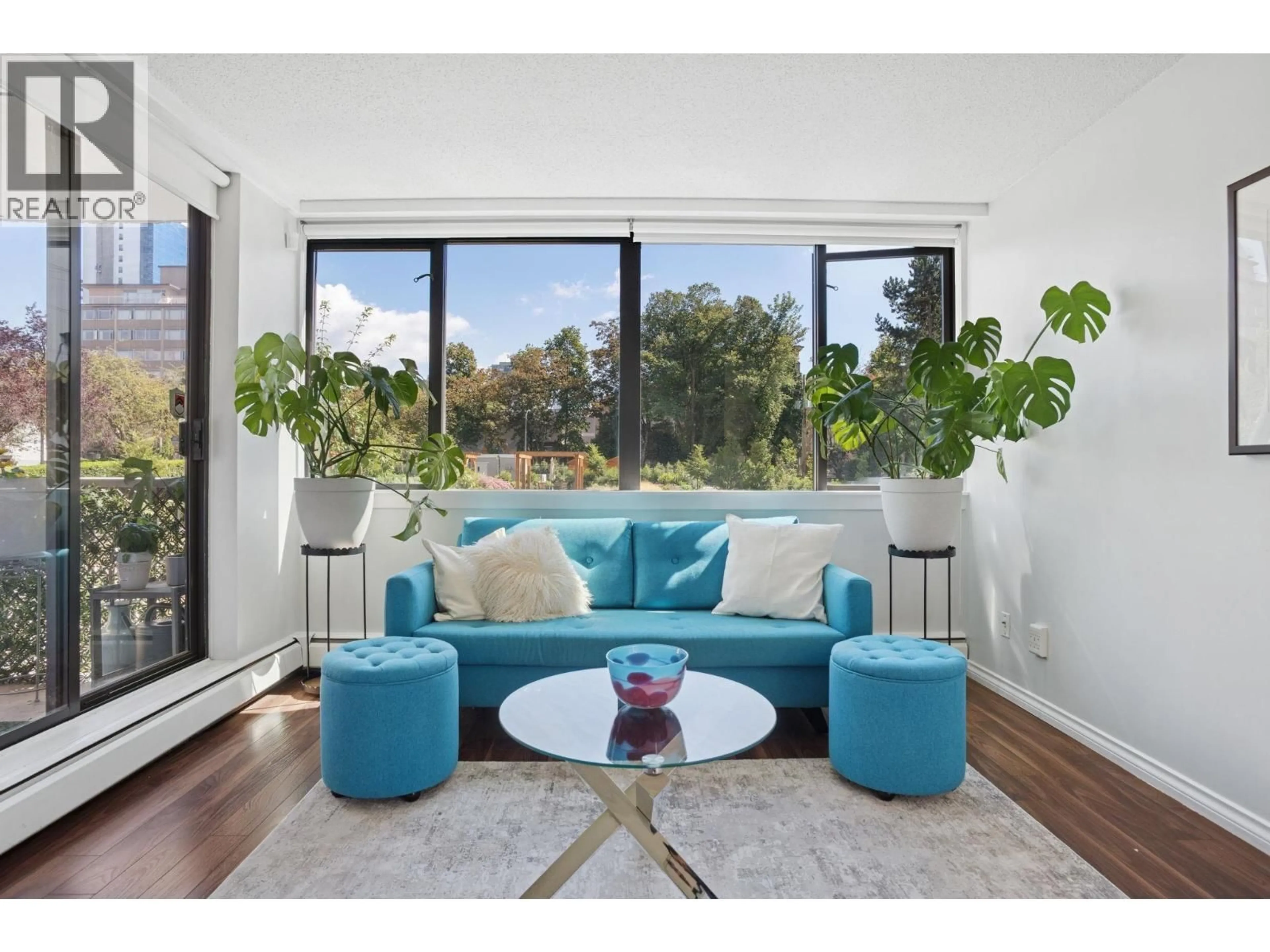 Living room with furniture, unknown for 206 - 1740 COMOX STREET, Vancouver British Columbia V6G2Z1