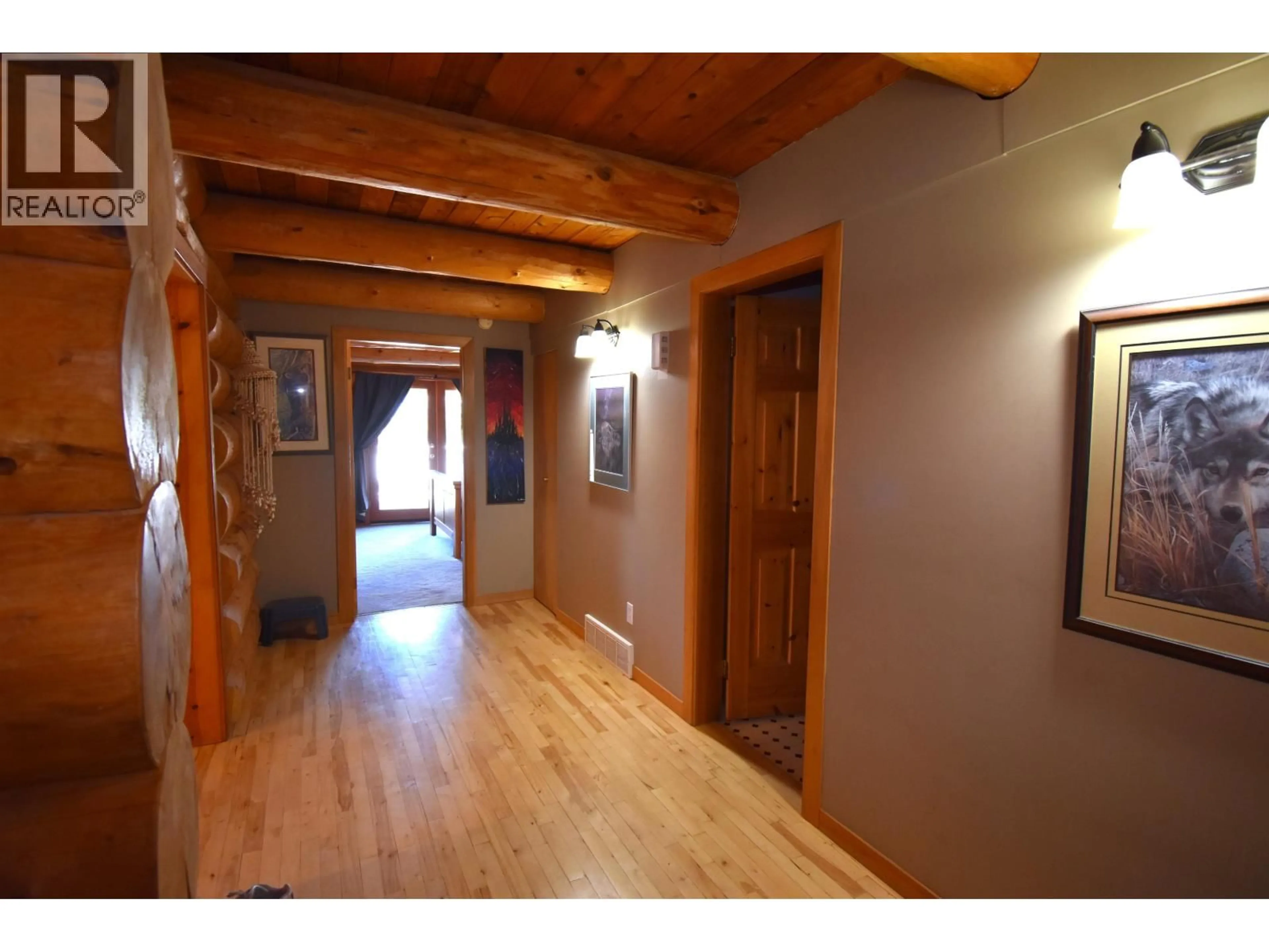 Indoor foyer for 1310 WILLOW STREET, Telkwa British Columbia V0J2X0