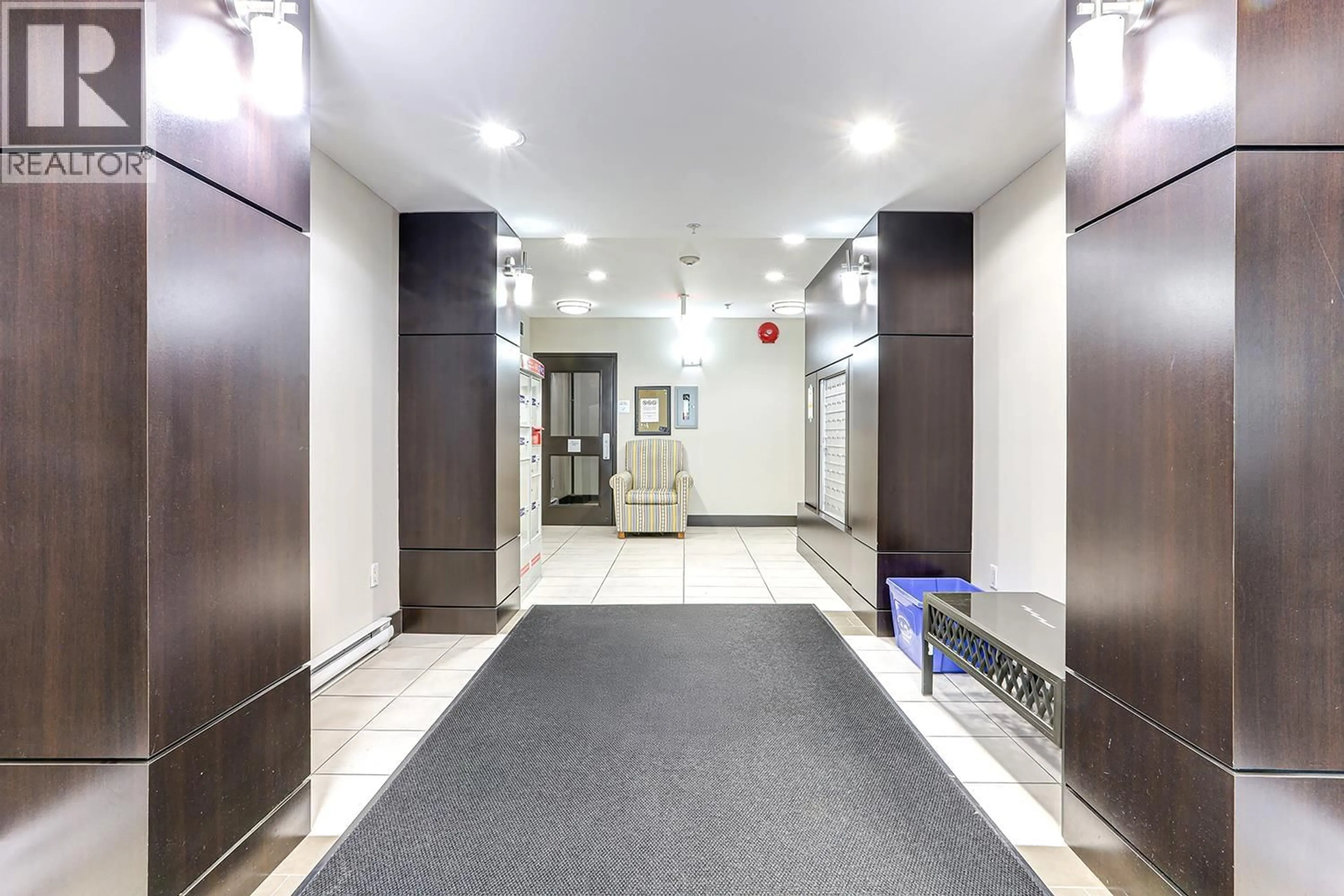 Indoor foyer for 307 - 22290 NORTH AVENUE, Maple Ridge British Columbia V2X8Z8