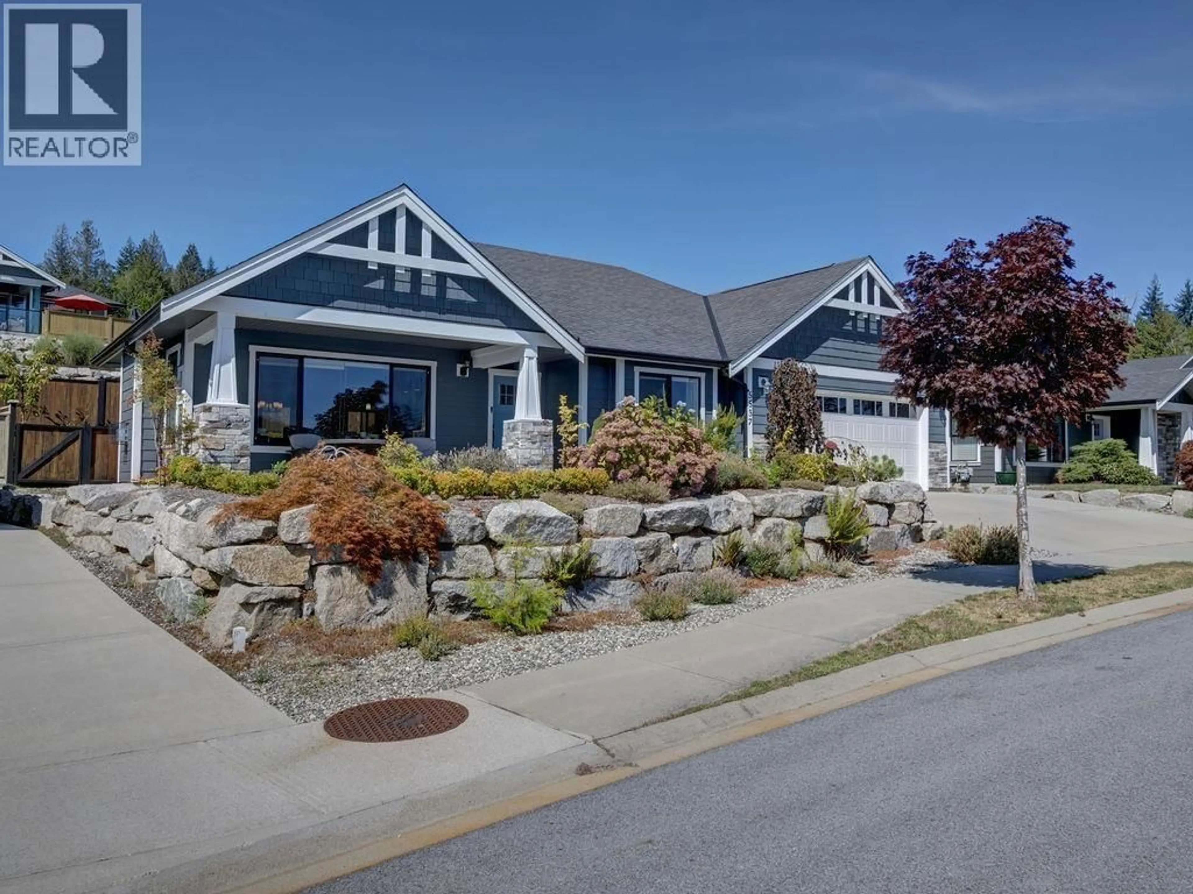 Home with vinyl exterior material, street for 5537 PEREGRINE CRESCENT, Sechelt British Columbia V7Z0V5