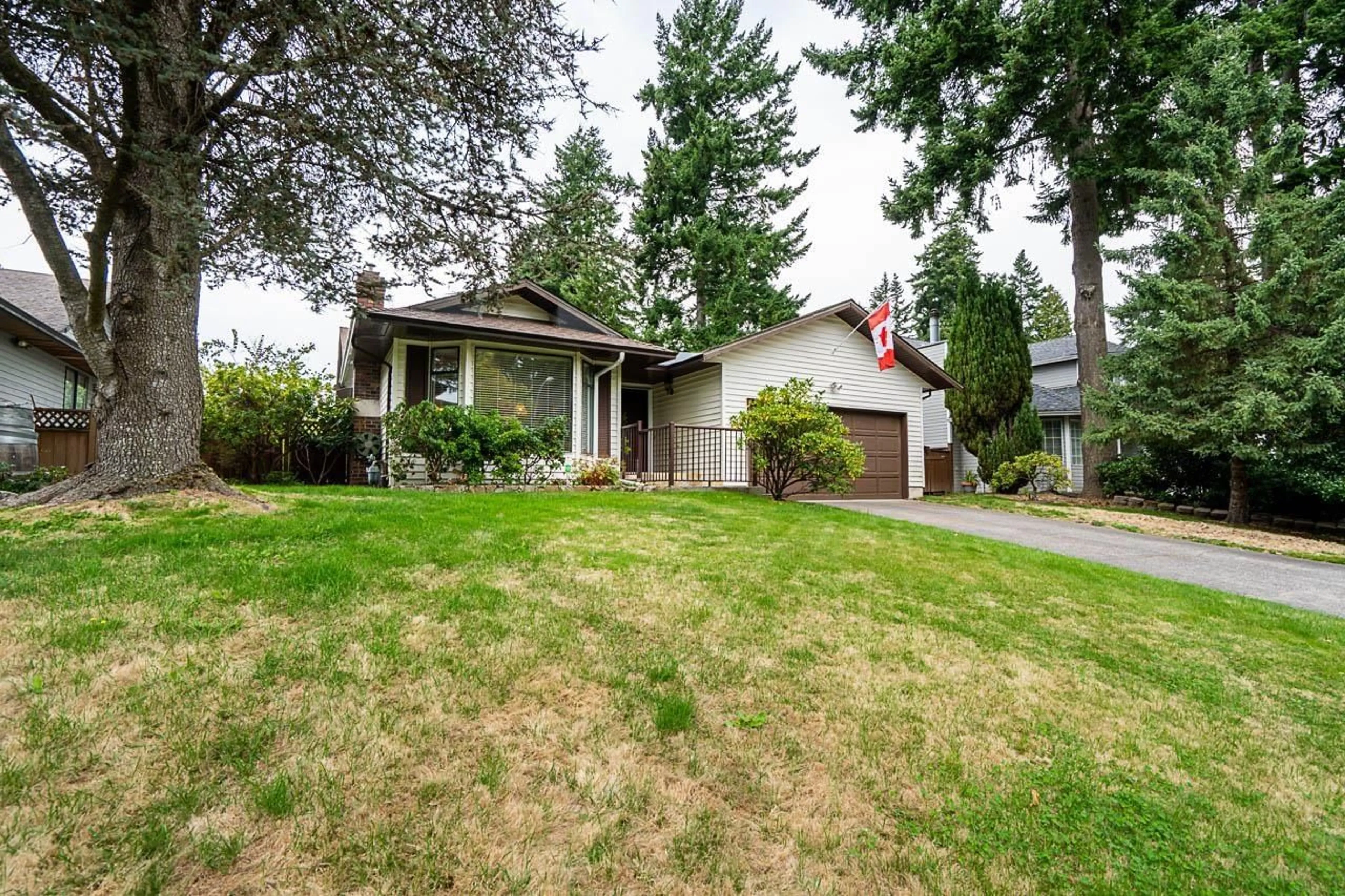 Home with vinyl exterior material, street for 2177 152A, Surrey British Columbia V4A7S2