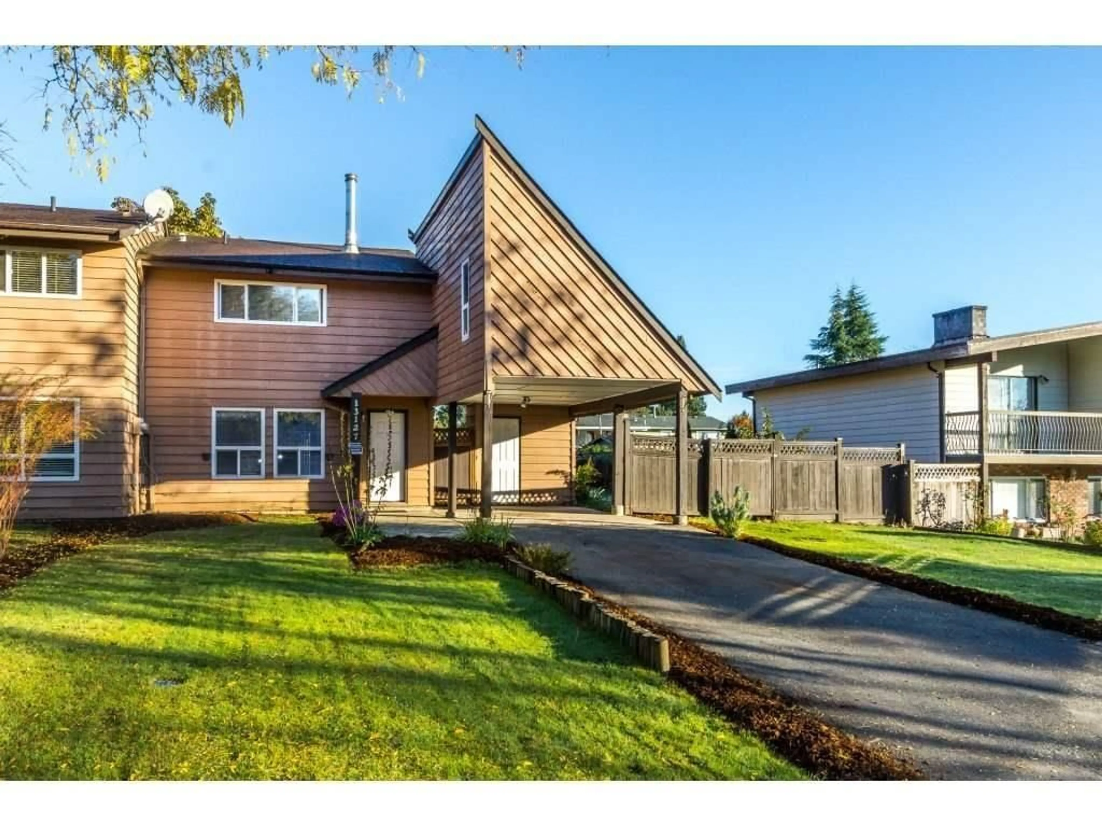 Unknown for 13127 BALLOCH, Surrey British Columbia V3V6Y2