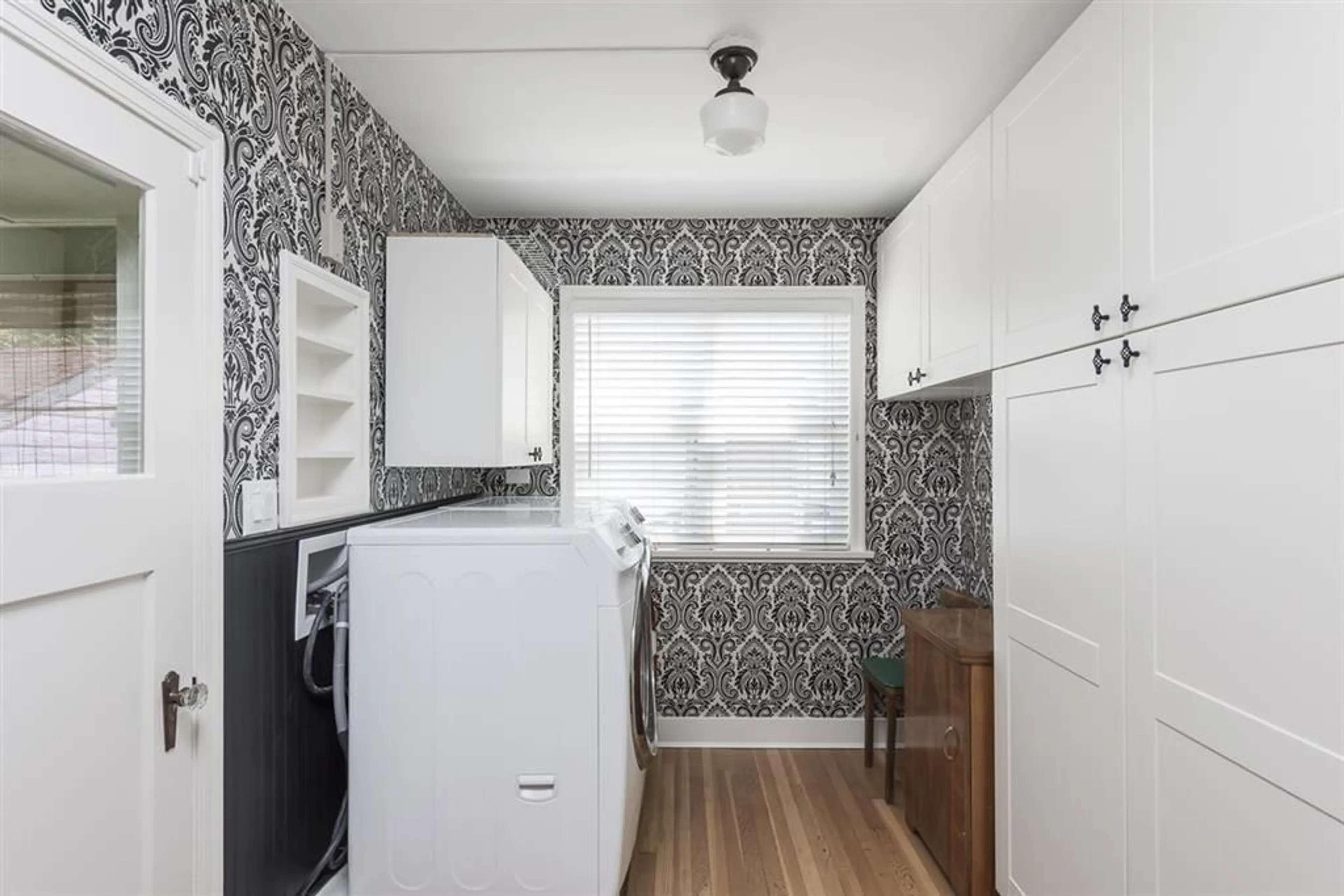 Laundry room for 46067 BONNY AVENUE, Chilliwack British Columbia V2P3H7