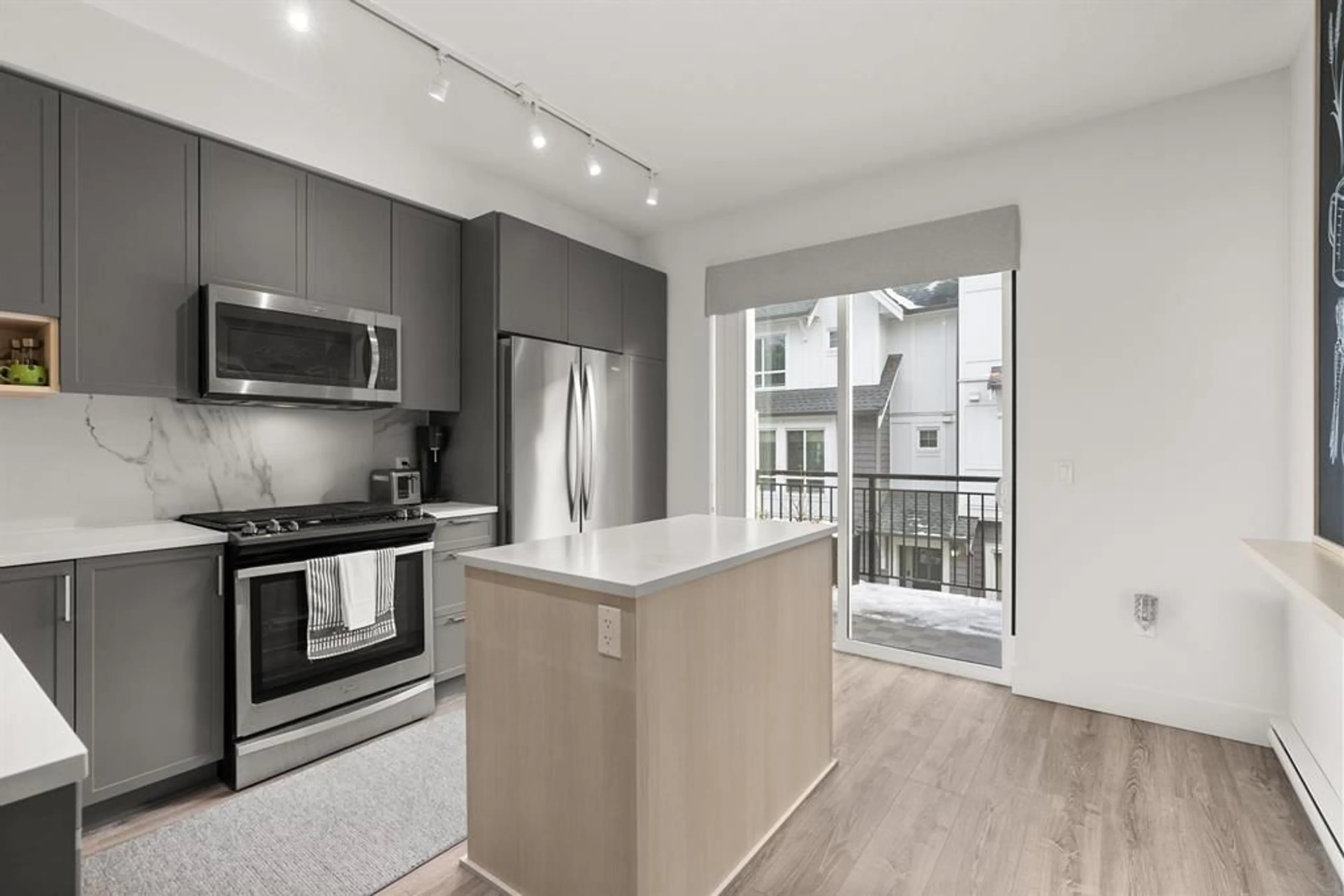 Open concept kitchen, unknown for 63 - 9718 161A STREET, Surrey British Columbia V4N6S7
