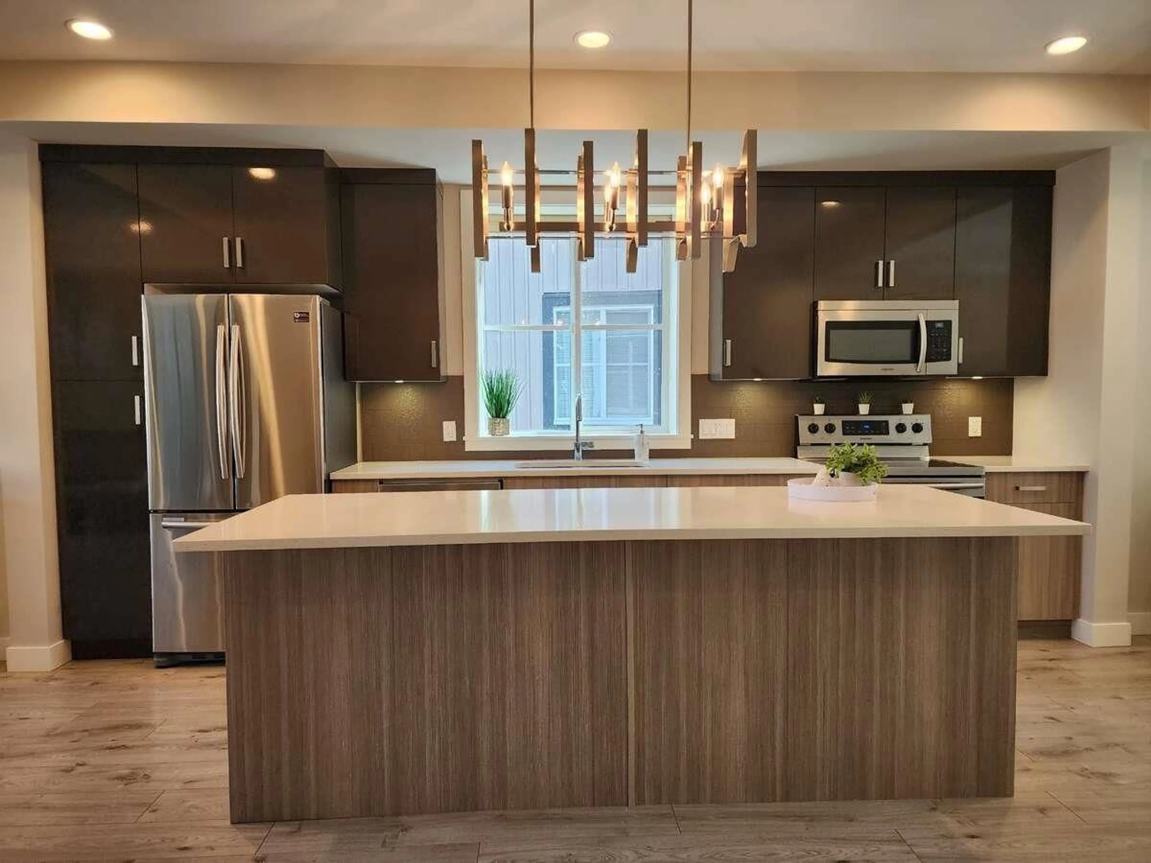 Contemporary kitchen, unknown for 51 - 8413 MIDTOWN WAY, Chilliwack British Columbia V2P0G7