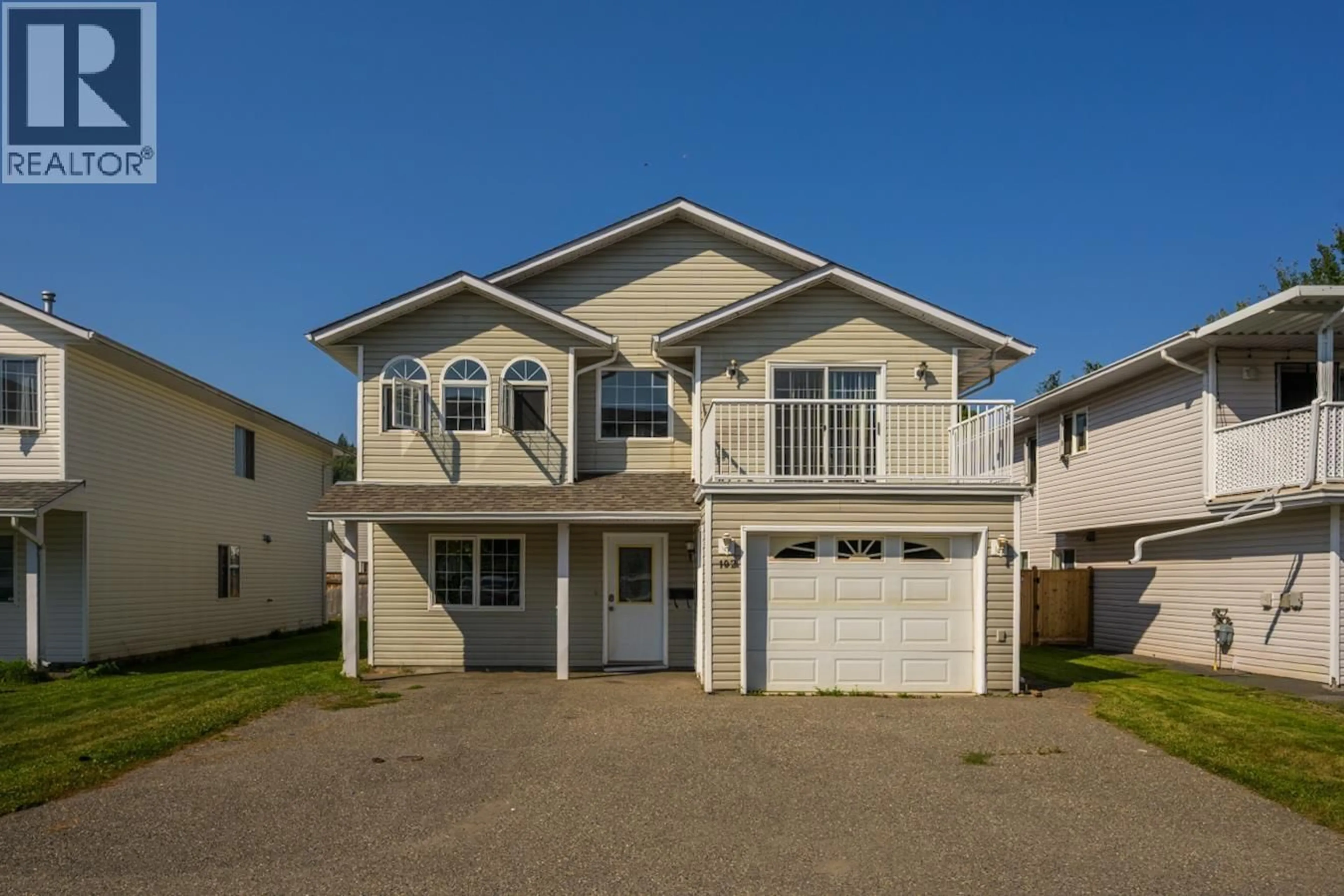 Home with vinyl exterior material, street for 102 - 3308 UNDERHILL ROAD, Prince George British Columbia V2N1W5
