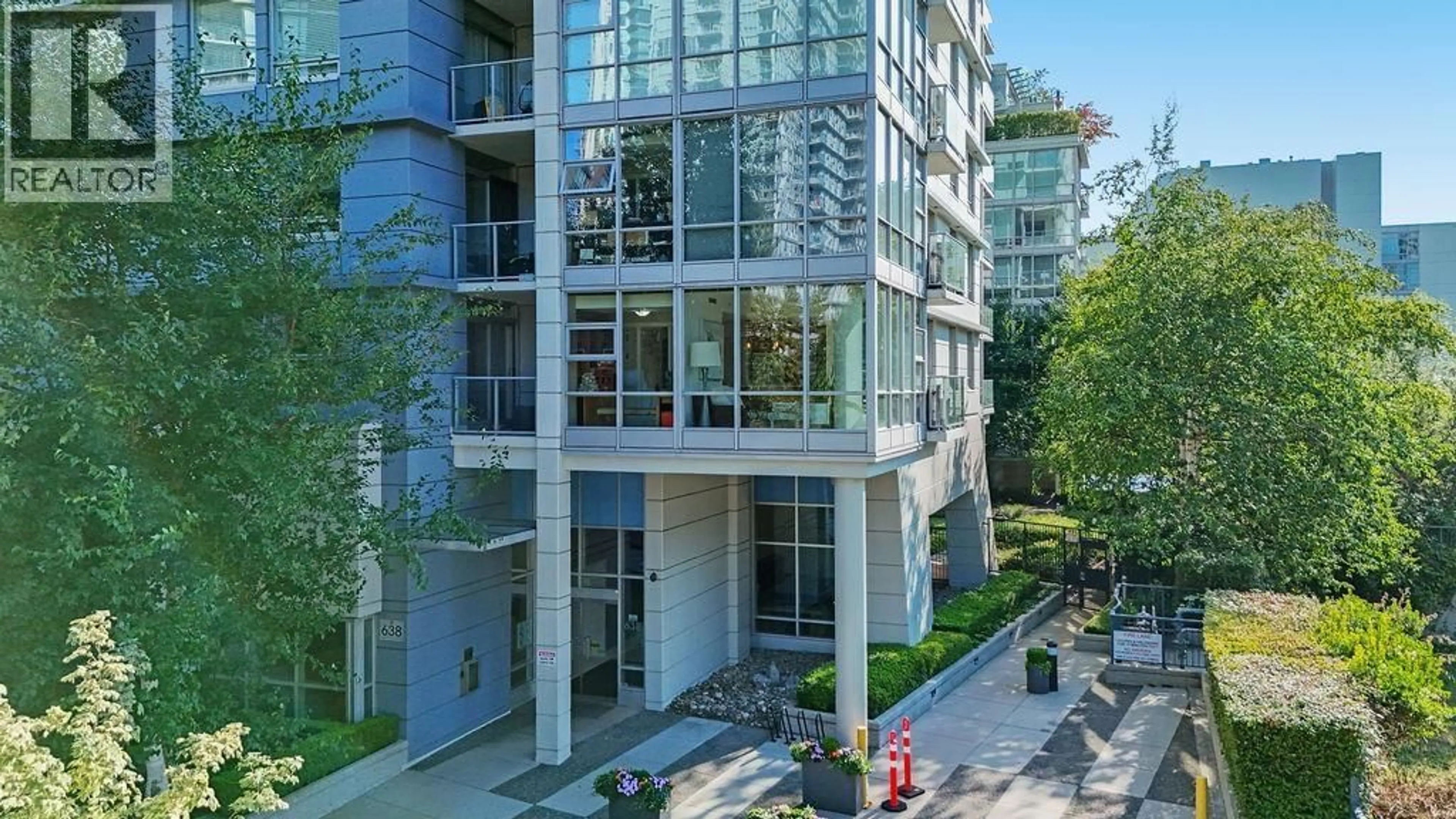 Unknown for 305 - 638 BEACH CRESCENT, Vancouver British Columbia V6Z3H4