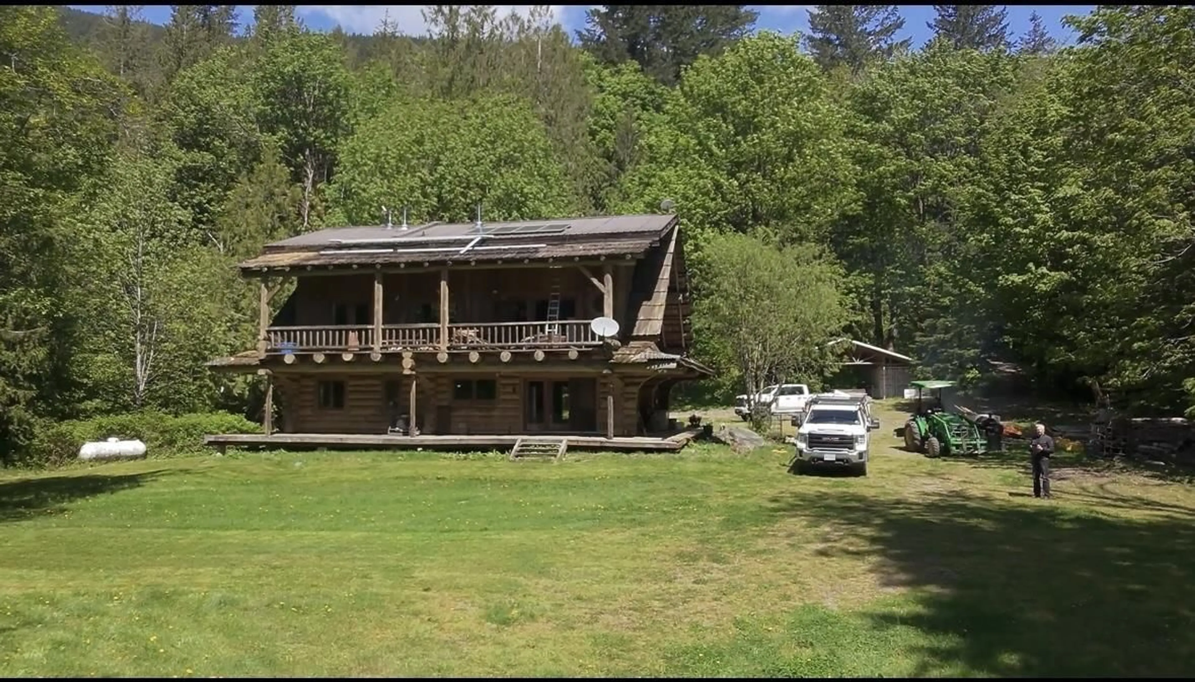 A pic from outside/outdoor area/front of a property/back of a property/a pic from drone, unknown for 55270 CHILLIWACK BENCH FSR ROAD, Chilliwack British Columbia V4Z1B3