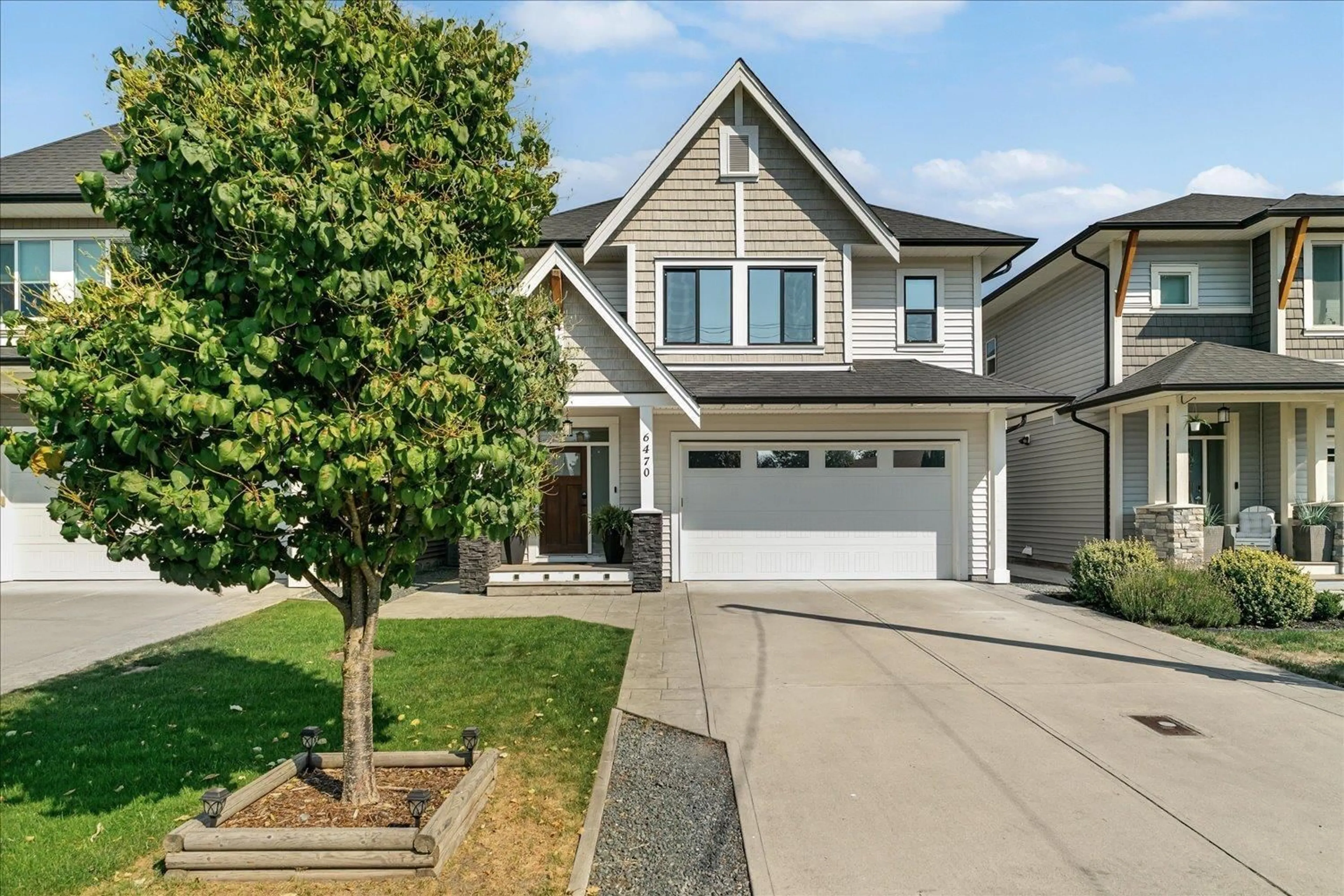 Home with vinyl exterior material, street for 6470 EVANS ROAD, Chilliwack British Columbia V2R1K8
