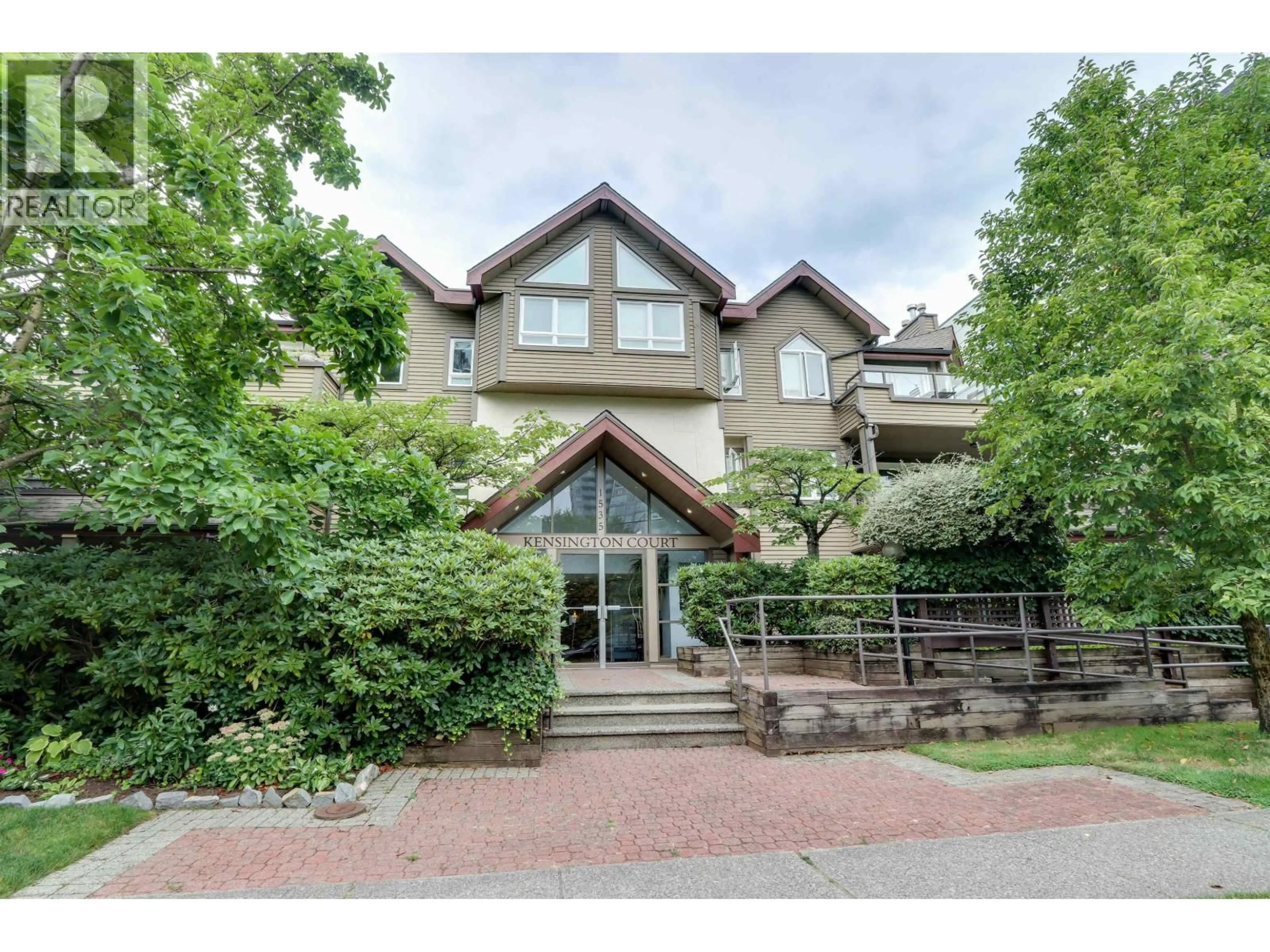 Unknown for 205 - 1535 CHESTERFIELD AVENUE, North Vancouver British Columbia V7M2N5