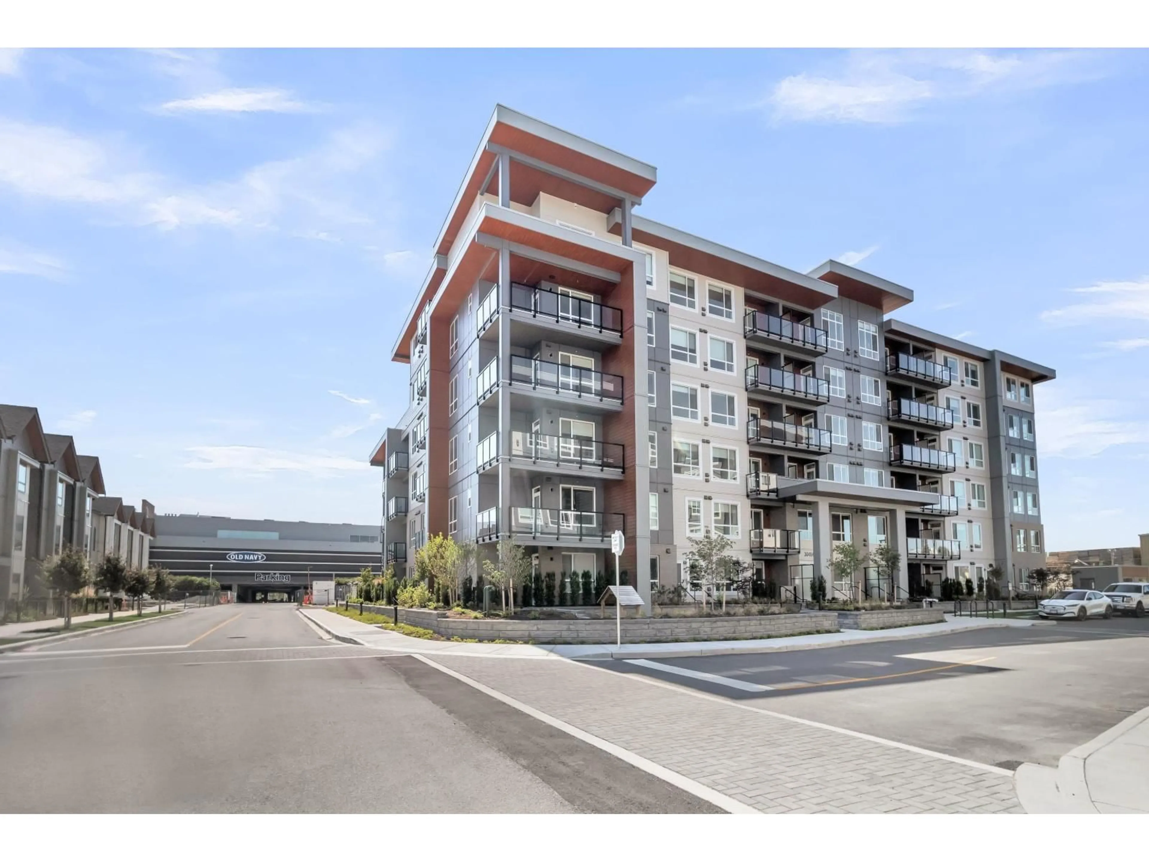 Unknown for 301 - 30494 CARDINAL, Abbotsford British Columbia V2T0A5