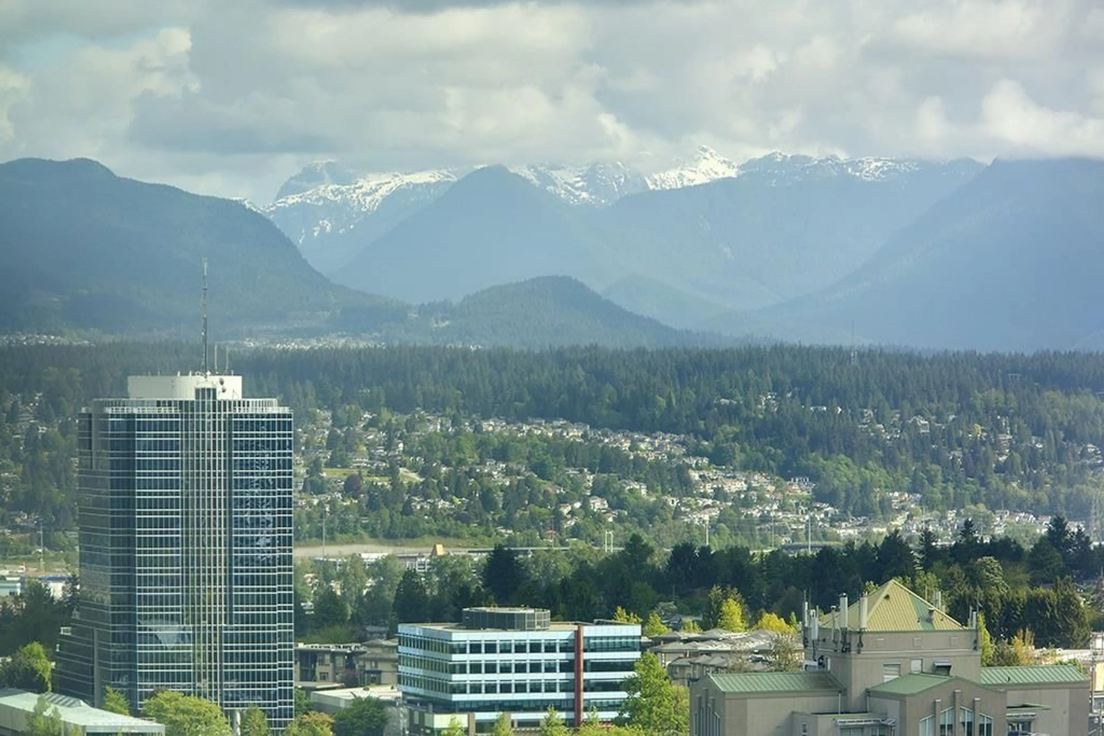 Blurry image for 1809 - 13308 CENTRAL, Surrey British Columbia V3T0M4