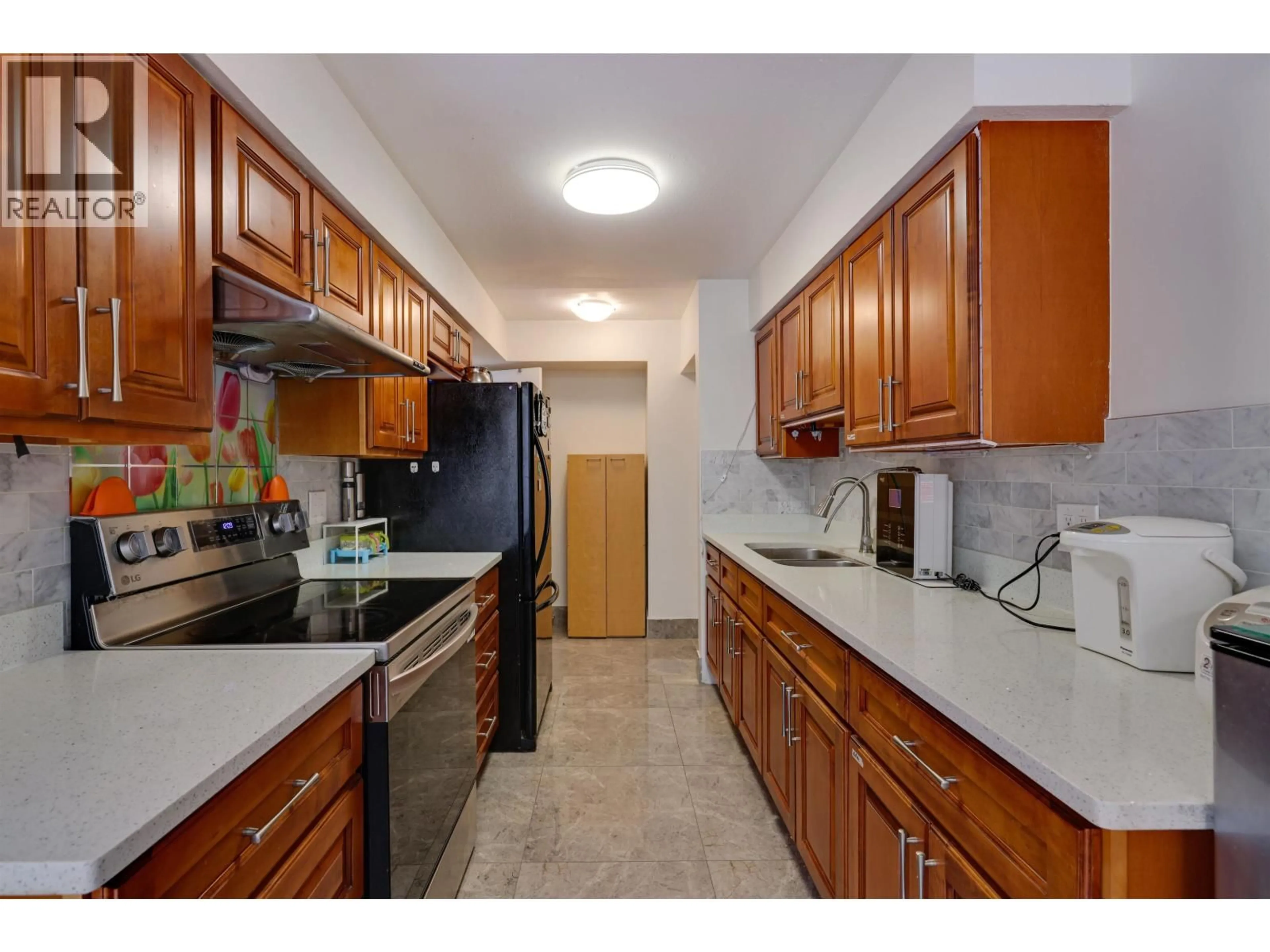 Standard kitchen, unknown for 76 - 3437 49TH AVENUE, Vancouver British Columbia V5S1M1