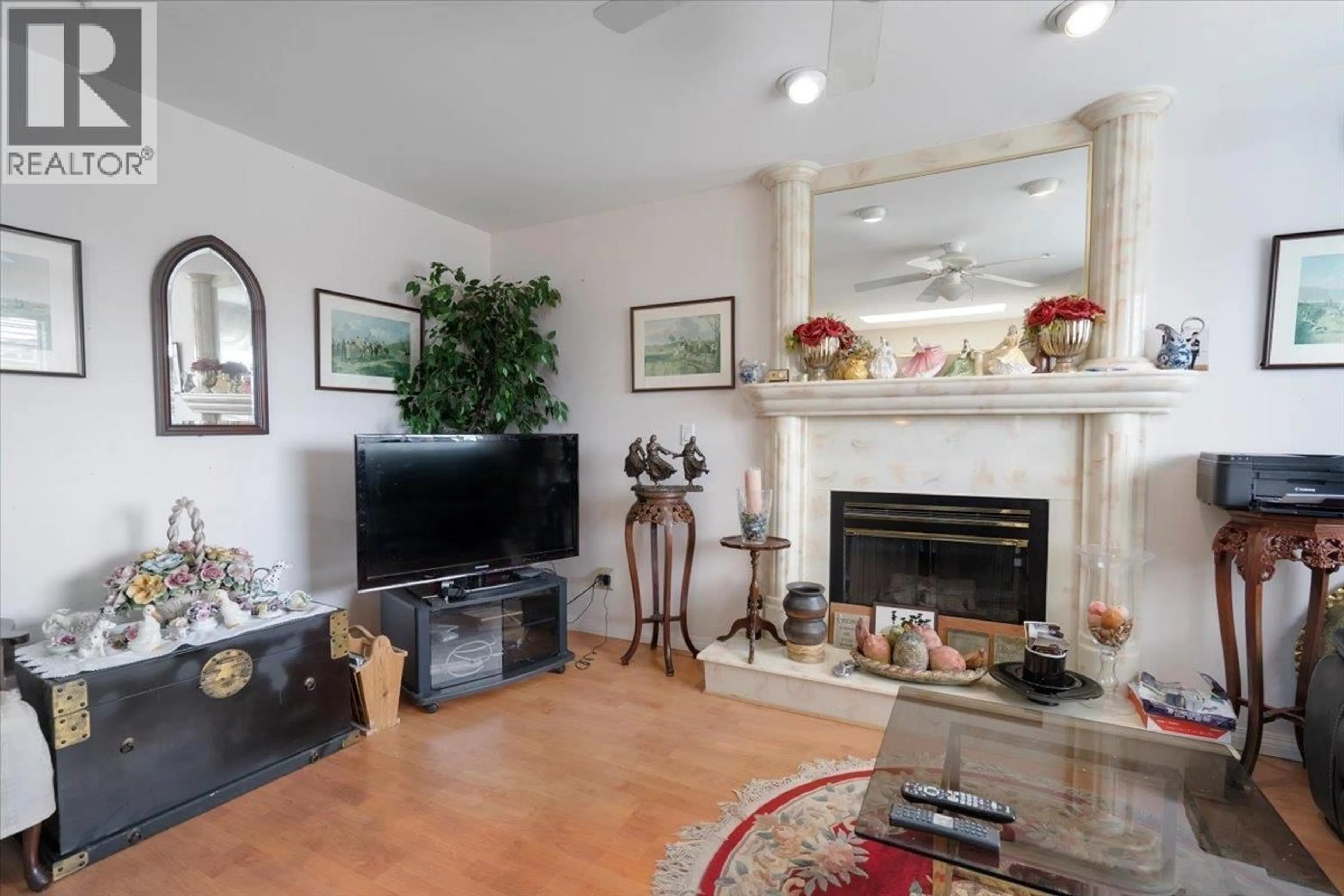Living room with furniture, unknown for 7138 FRASER STREET, Vancouver British Columbia V5X3V7