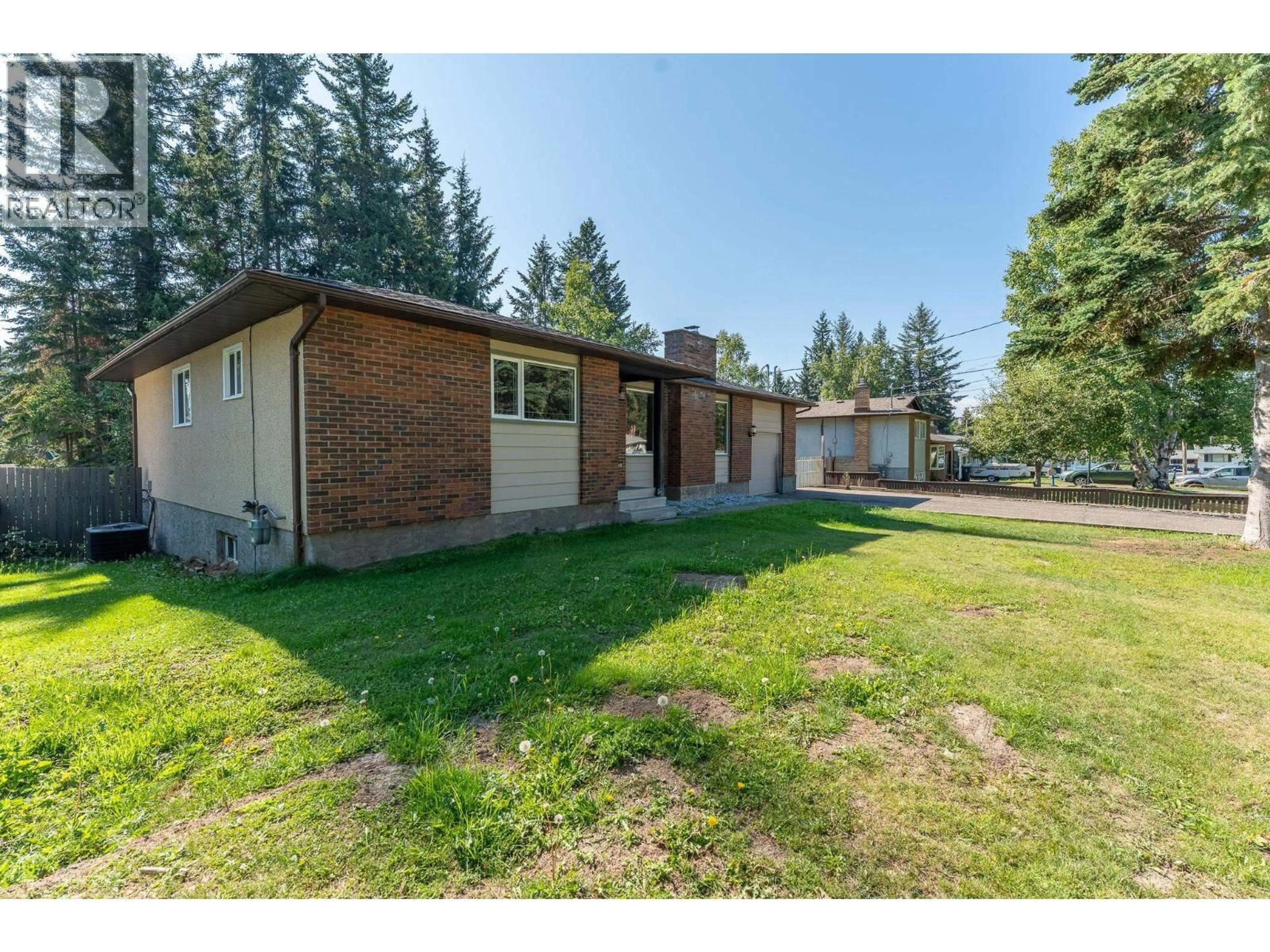 A pic from outside/outdoor area/front of a property/back of a property/a pic from drone, street for 2886 LANGLEY CRESCENT, Prince George British Columbia V2K3J8