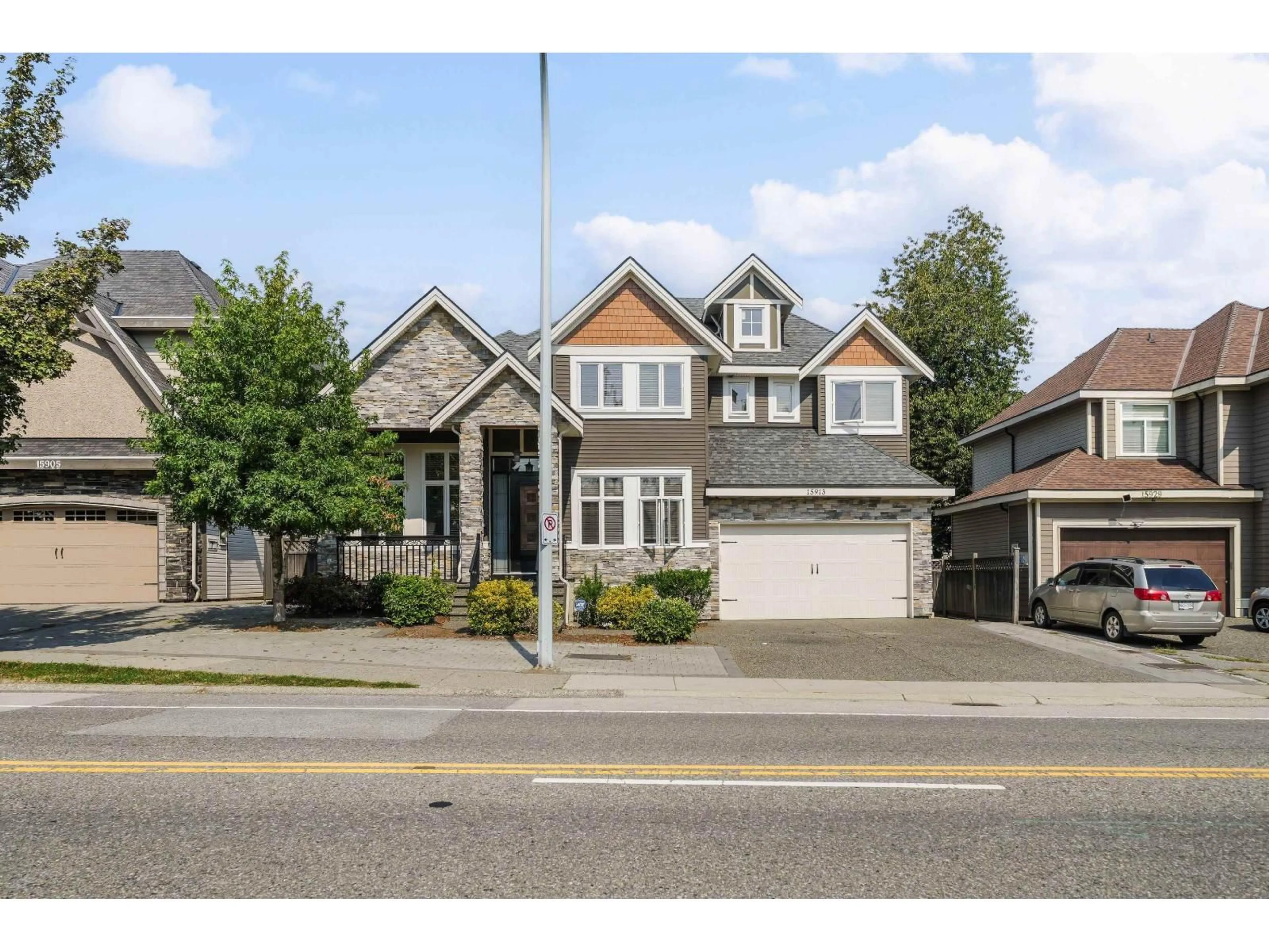 Home with vinyl exterior material, street for 15913 92, Surrey British Columbia V4N3A9