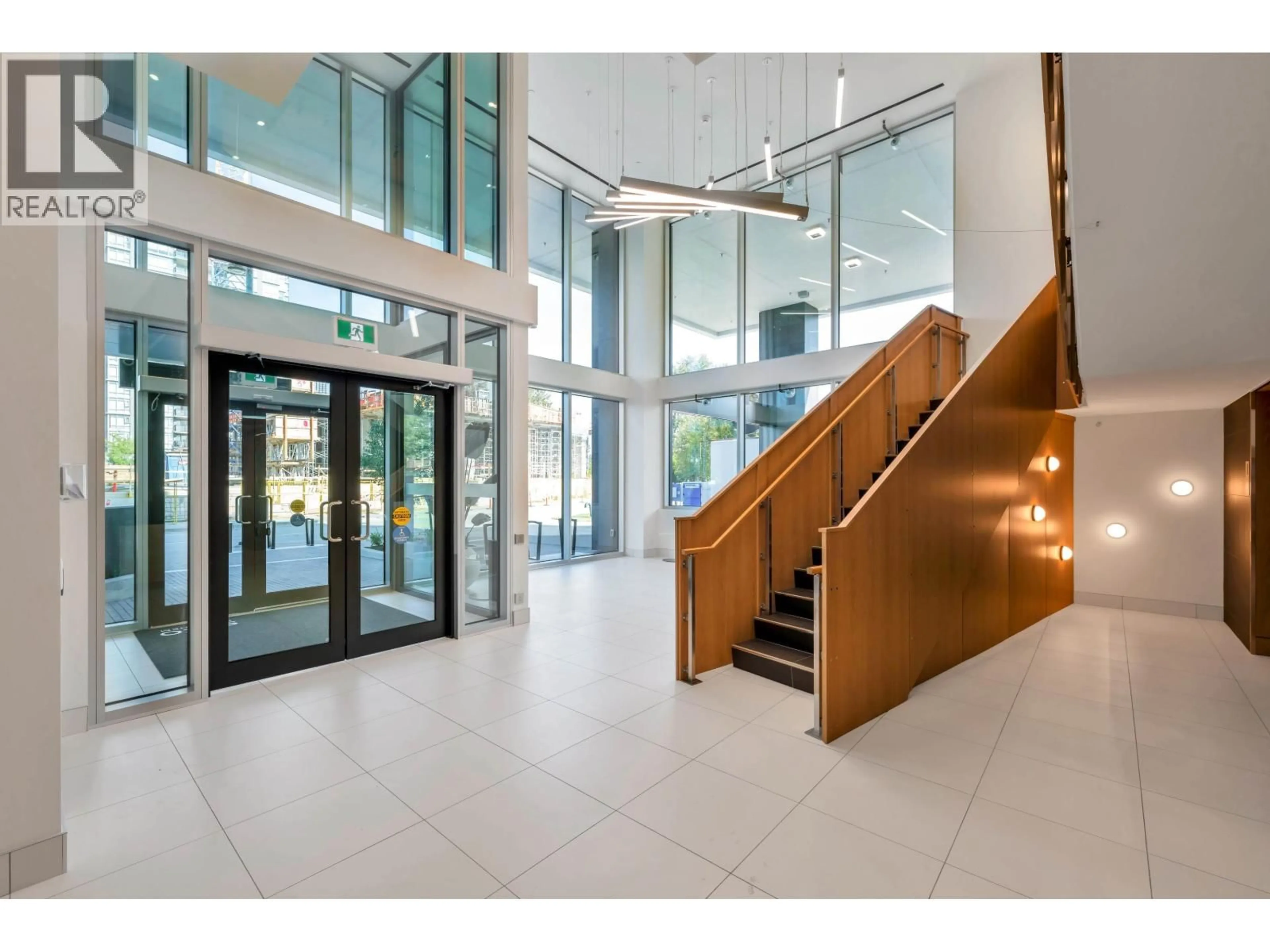 Indoor foyer for 2803 - 308 ALDERSON AVENUE, Coquitlam British Columbia V3K0J2