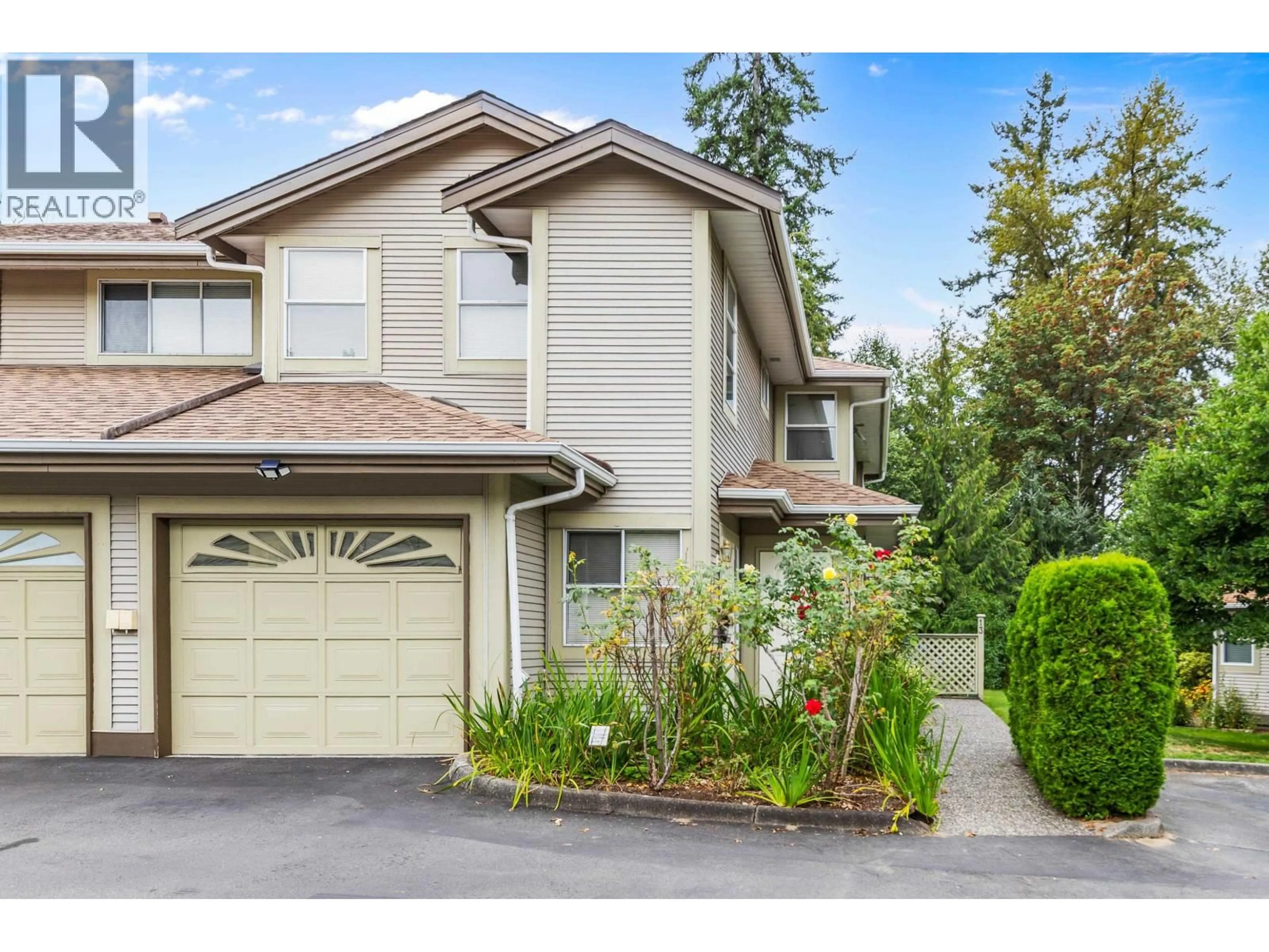 Home with vinyl exterior material, street for 13 - 12071 232B STREET, Maple Ridge British Columbia V2X0Z7