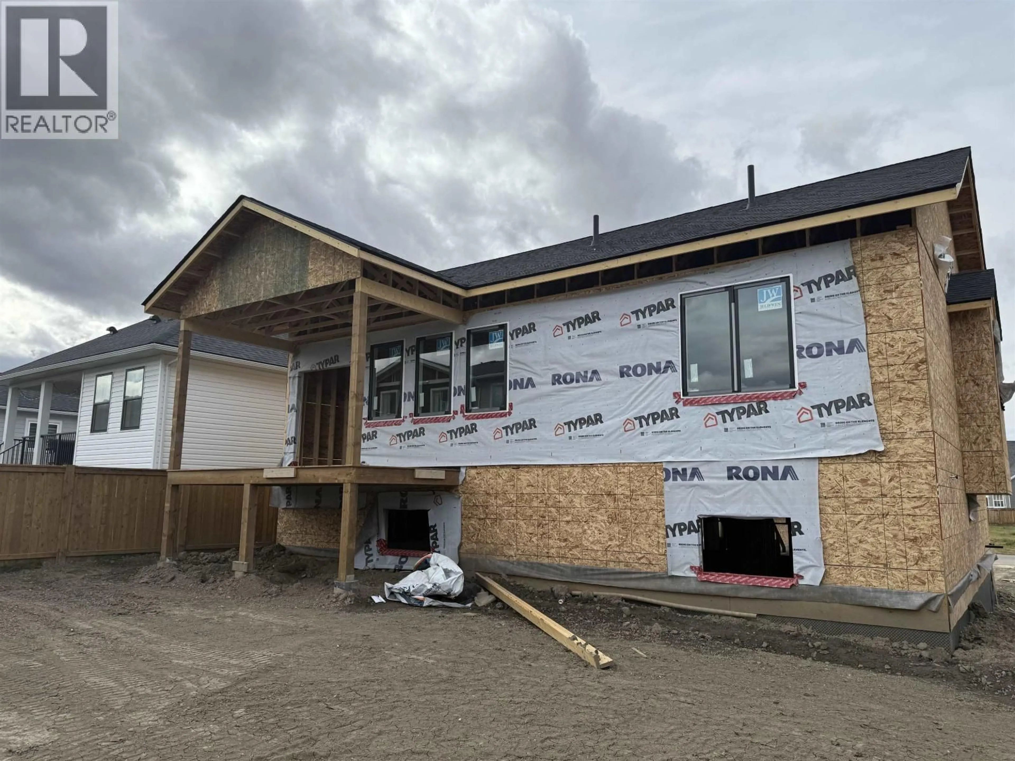 Home with vinyl exterior material, building for 11607 102A STREET, Fort St. John British Columbia V1J0P8