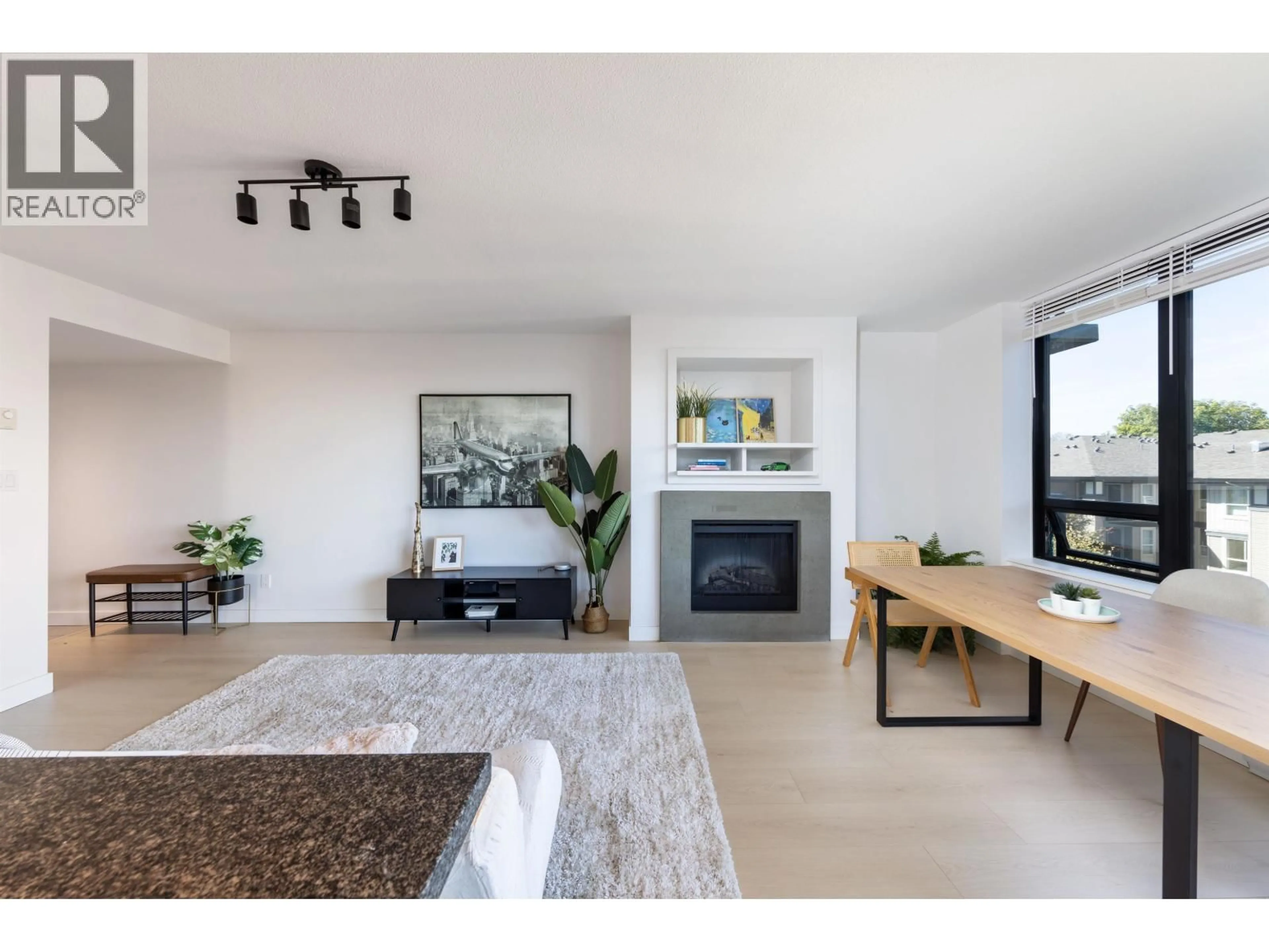Living room with furniture, unknown for 603 - 9180 HEMLOCK DRIVE, Richmond British Columbia V6Y4J5