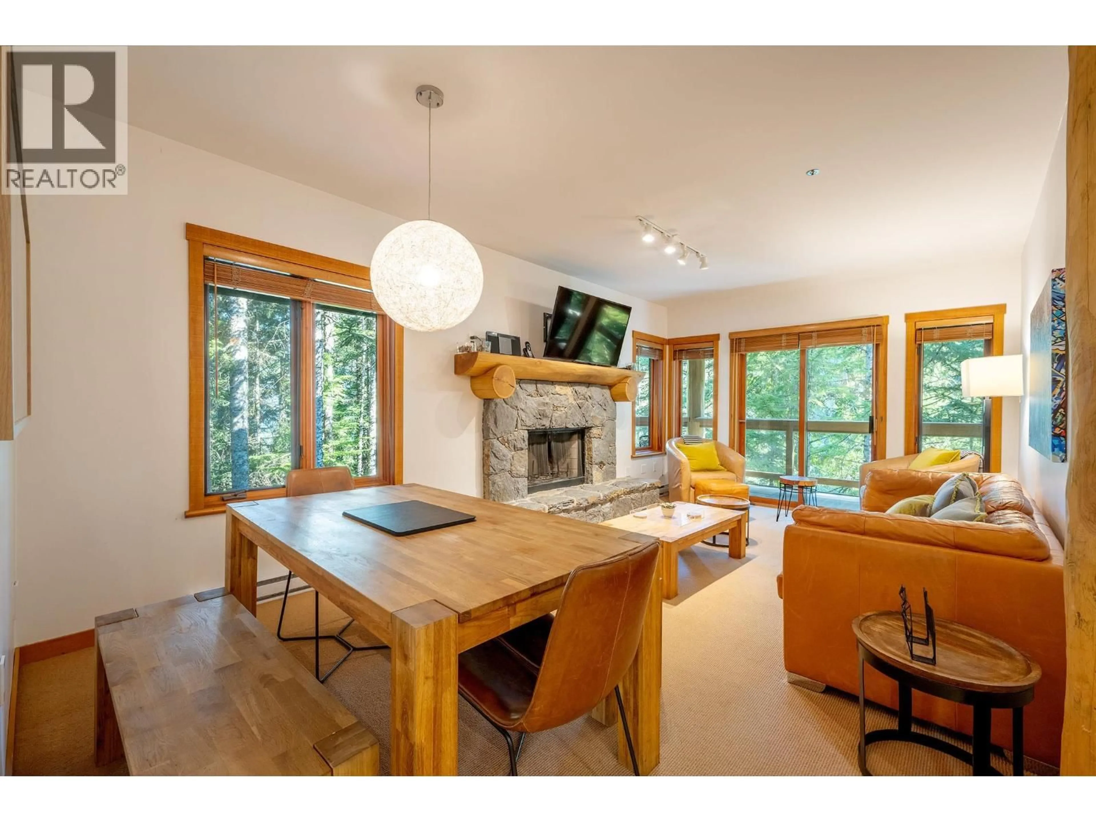 Open concept kitchen, wood/laminate floor for 6 - 2250 NORDIC DRIVE, Whistler British Columbia V8E0P4