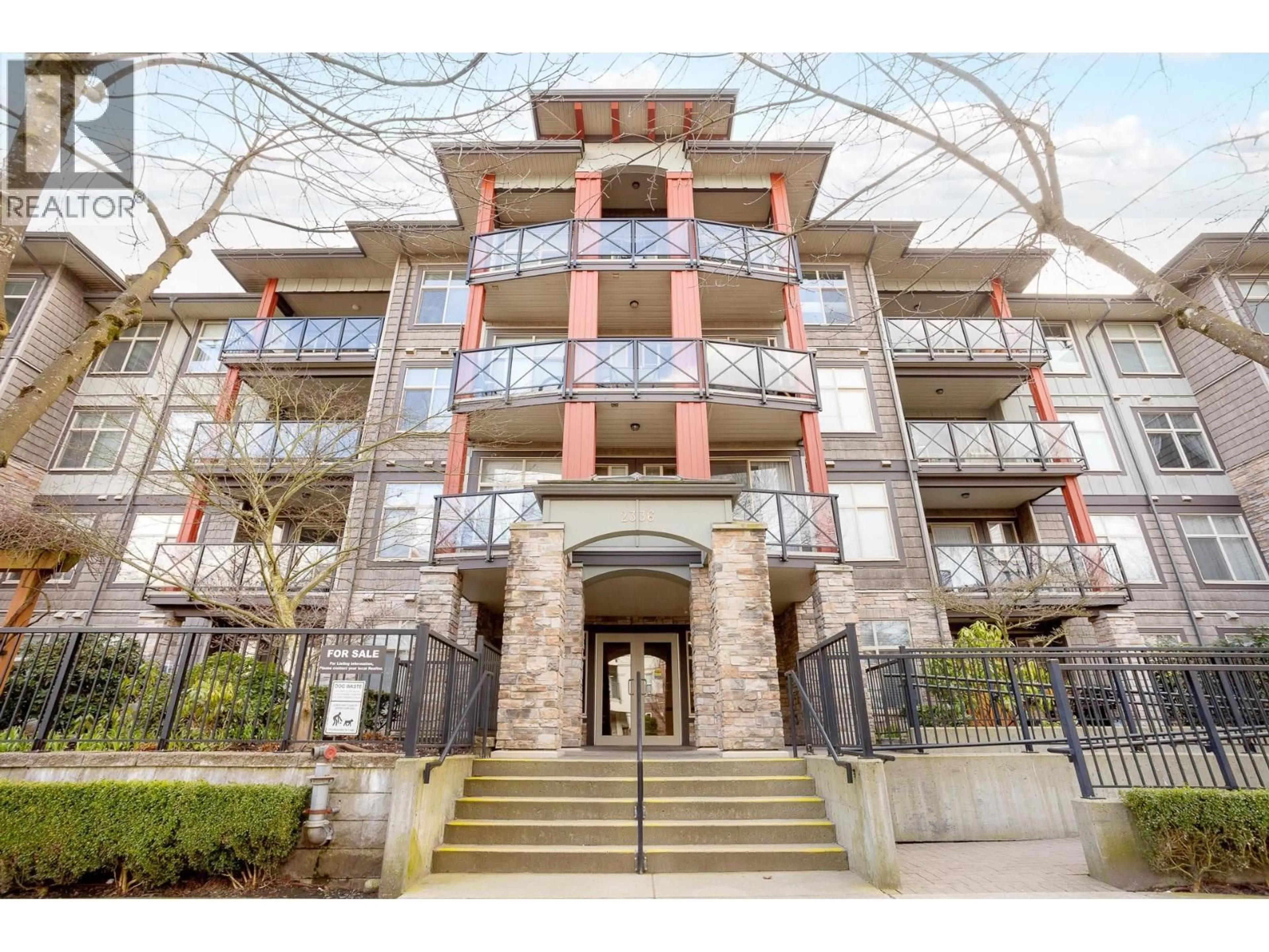 Indoor foyer for 207 - 2336 WHYTE AVENUE, Port Coquitlam British Columbia V3C0A7