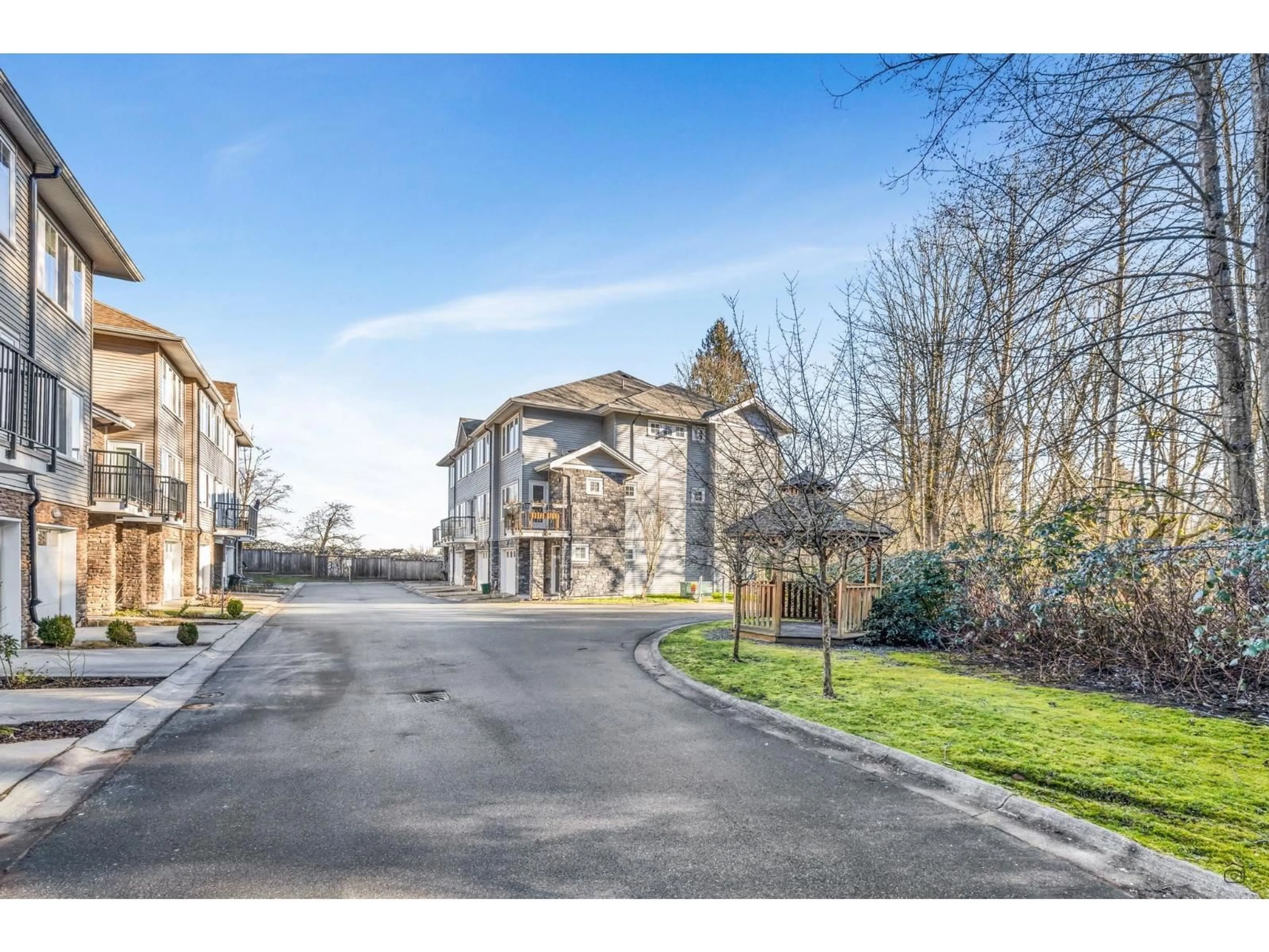 A pic from outside/outdoor area/front of a property/back of a property/a pic from drone, street for 41 - 13864 HYLAND, Surrey British Columbia V3W2C3