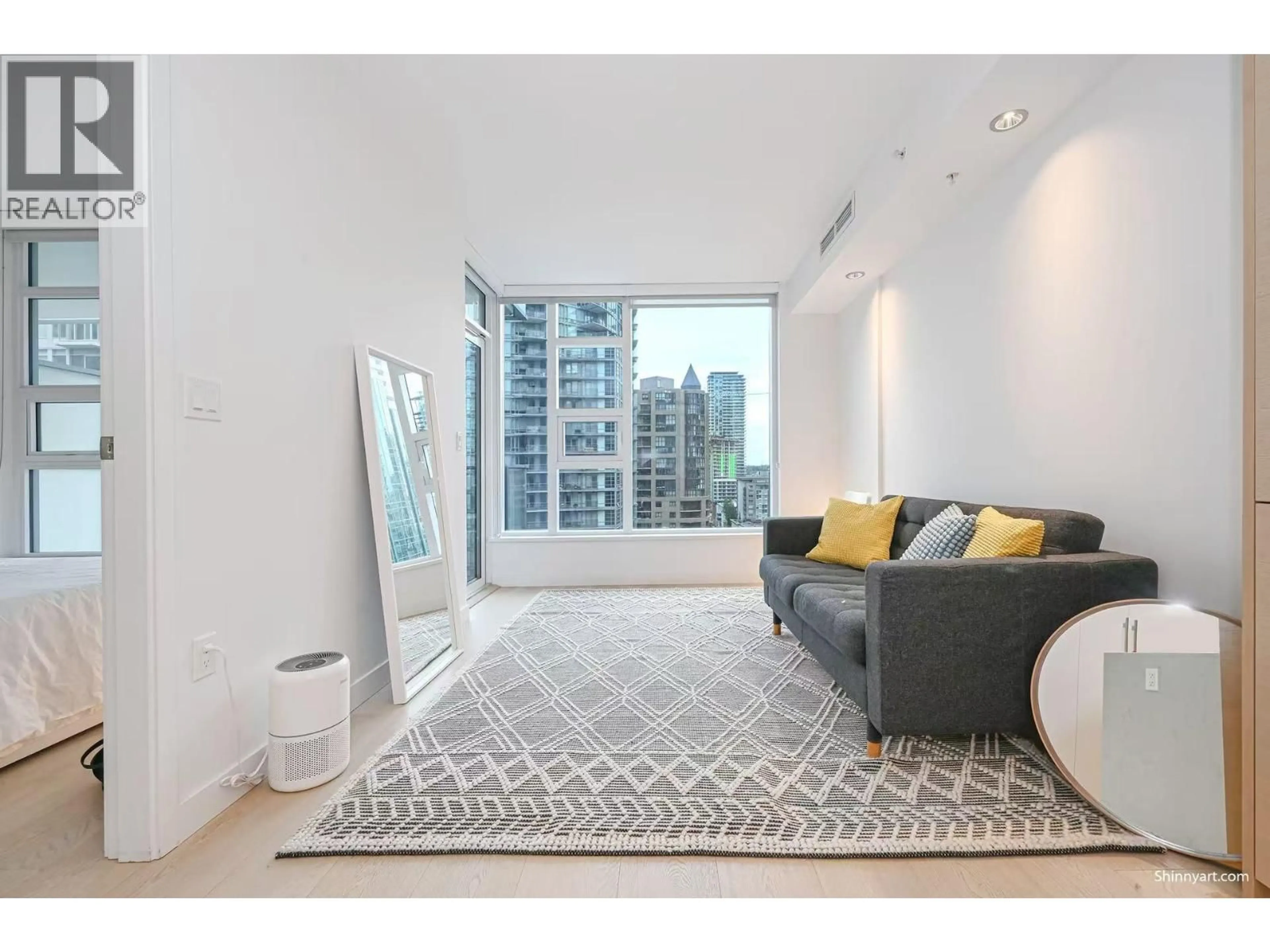 Living room with furniture, carpet floor for 1009 - 1289 HORNBY STREET, Vancouver British Columbia V6Z0G7