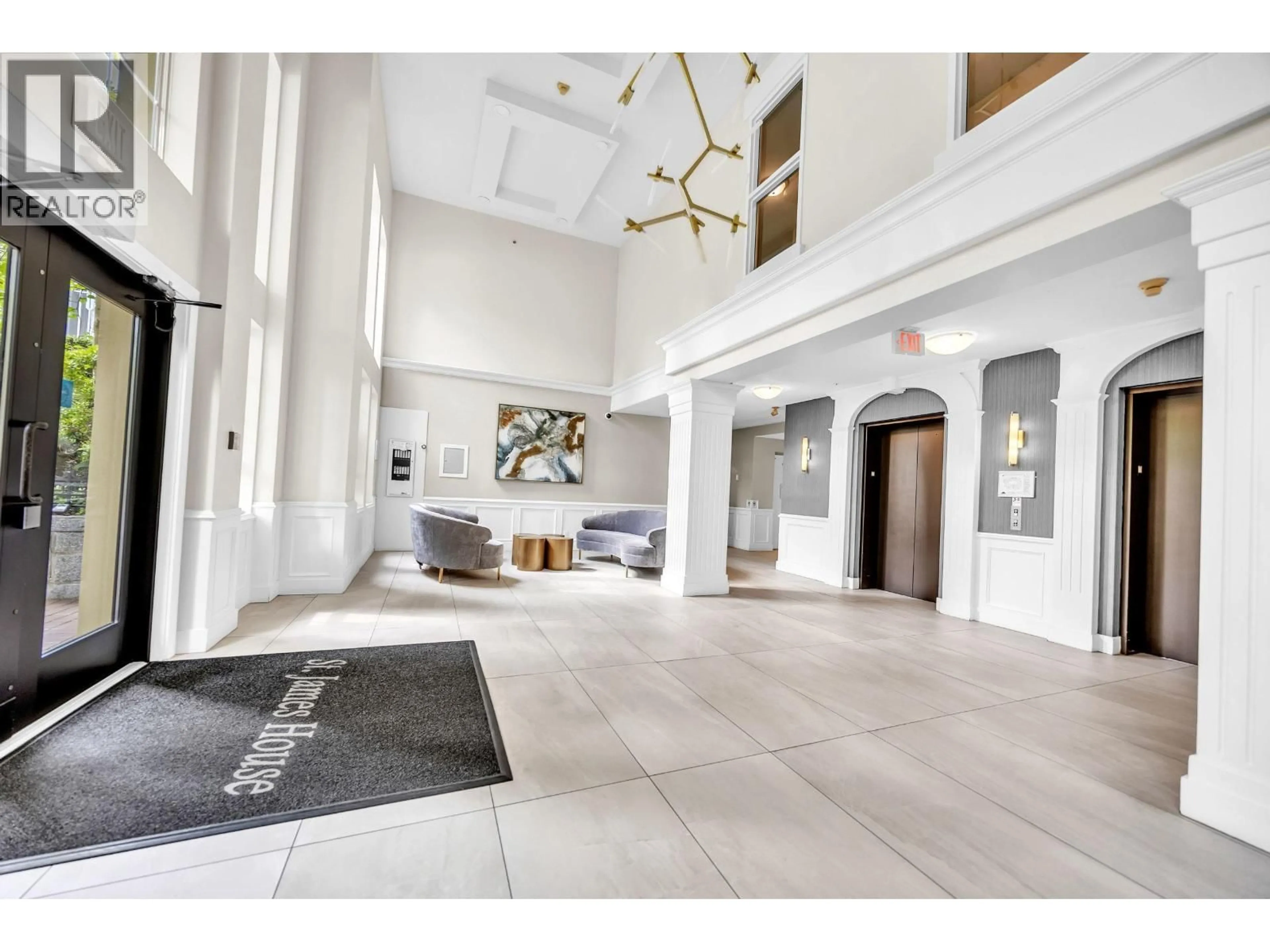 Lobby for 422 - 5835 HAMPTON PLACE, Vancouver British Columbia V6T2G2