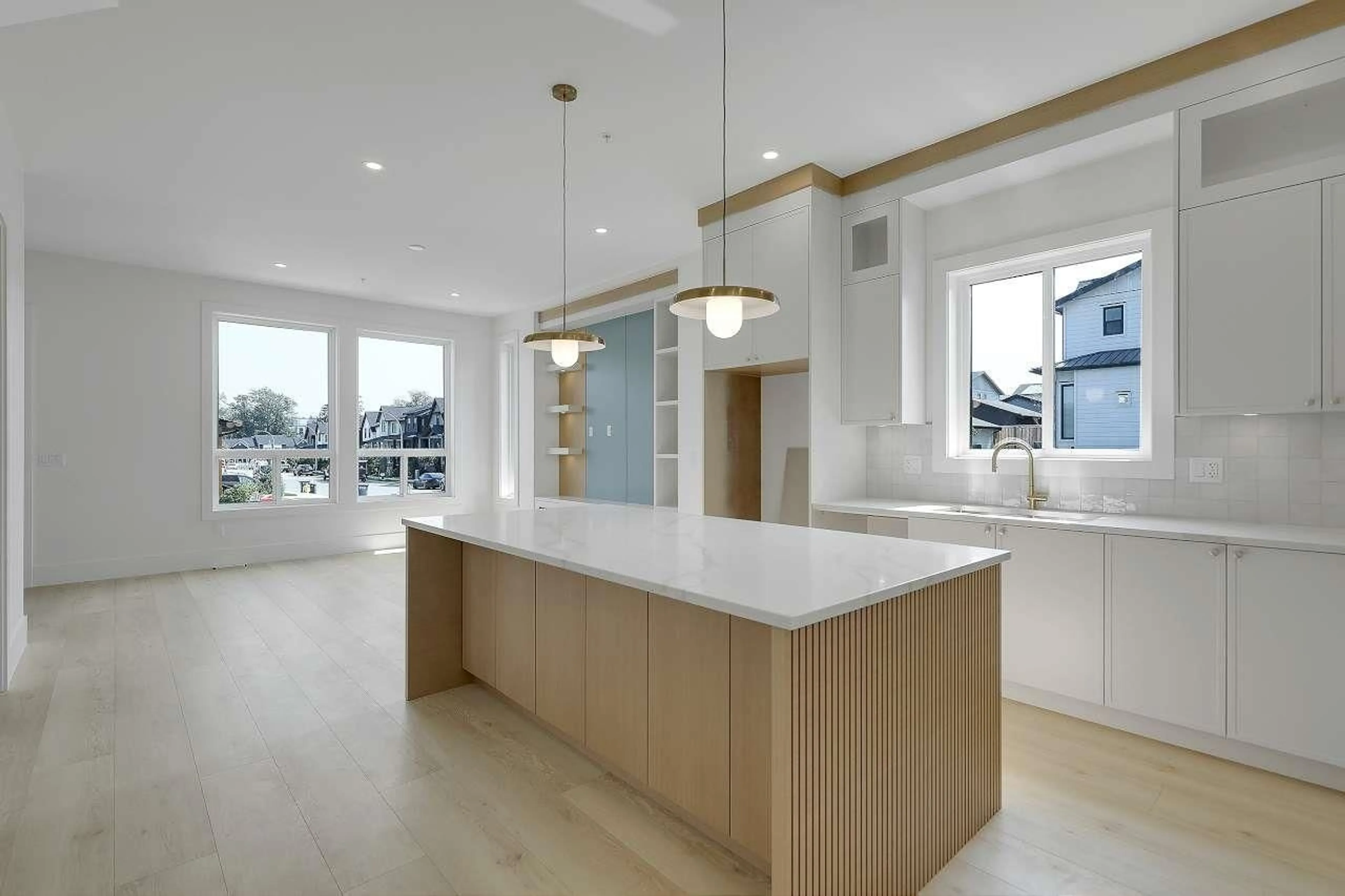 Open concept kitchen, unknown for 7678 196, Langley British Columbia V2Y3V4