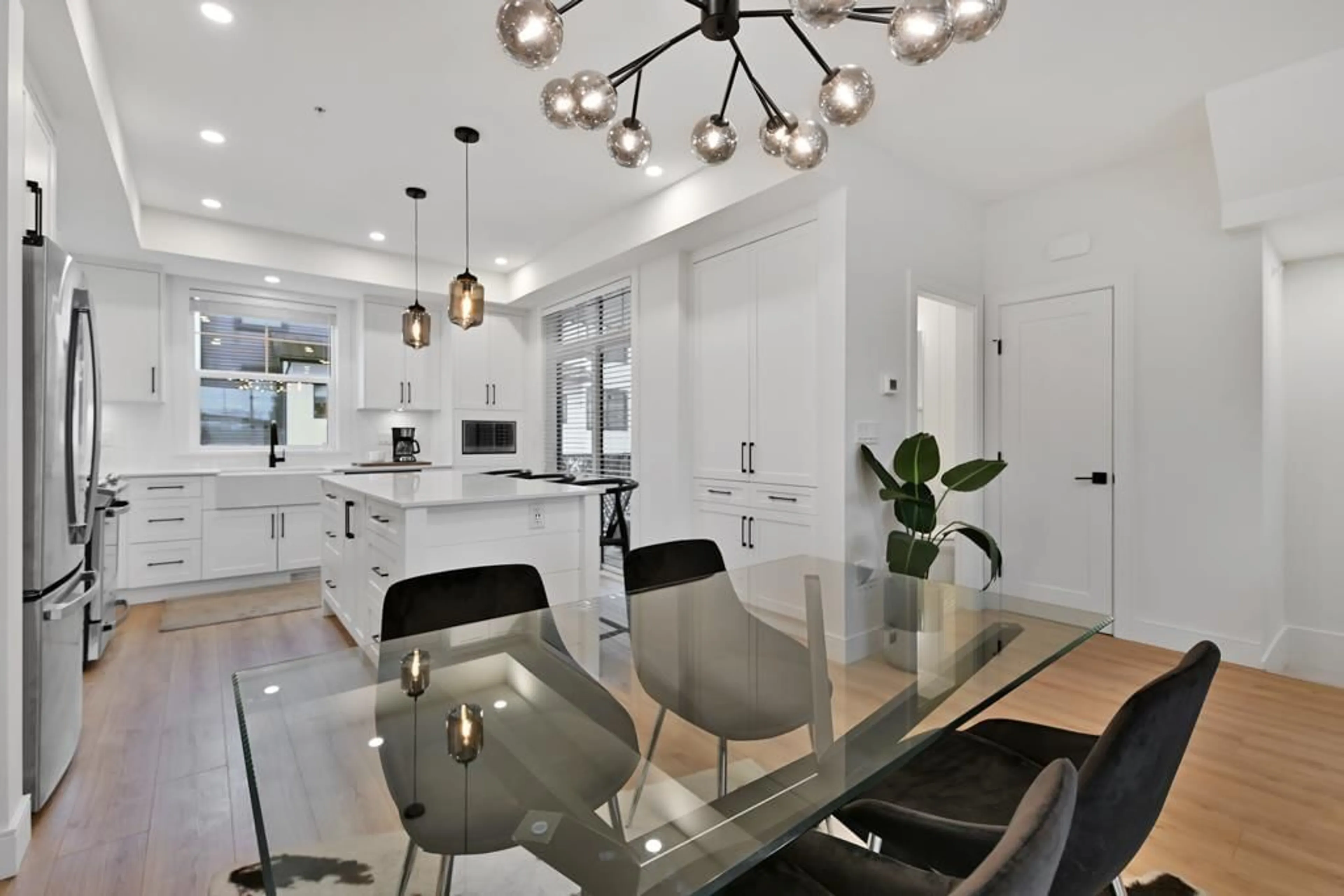 Contemporary kitchen, ceramic/tile floor for 8 - 7967 197, Langley British Columbia V2Y3P1