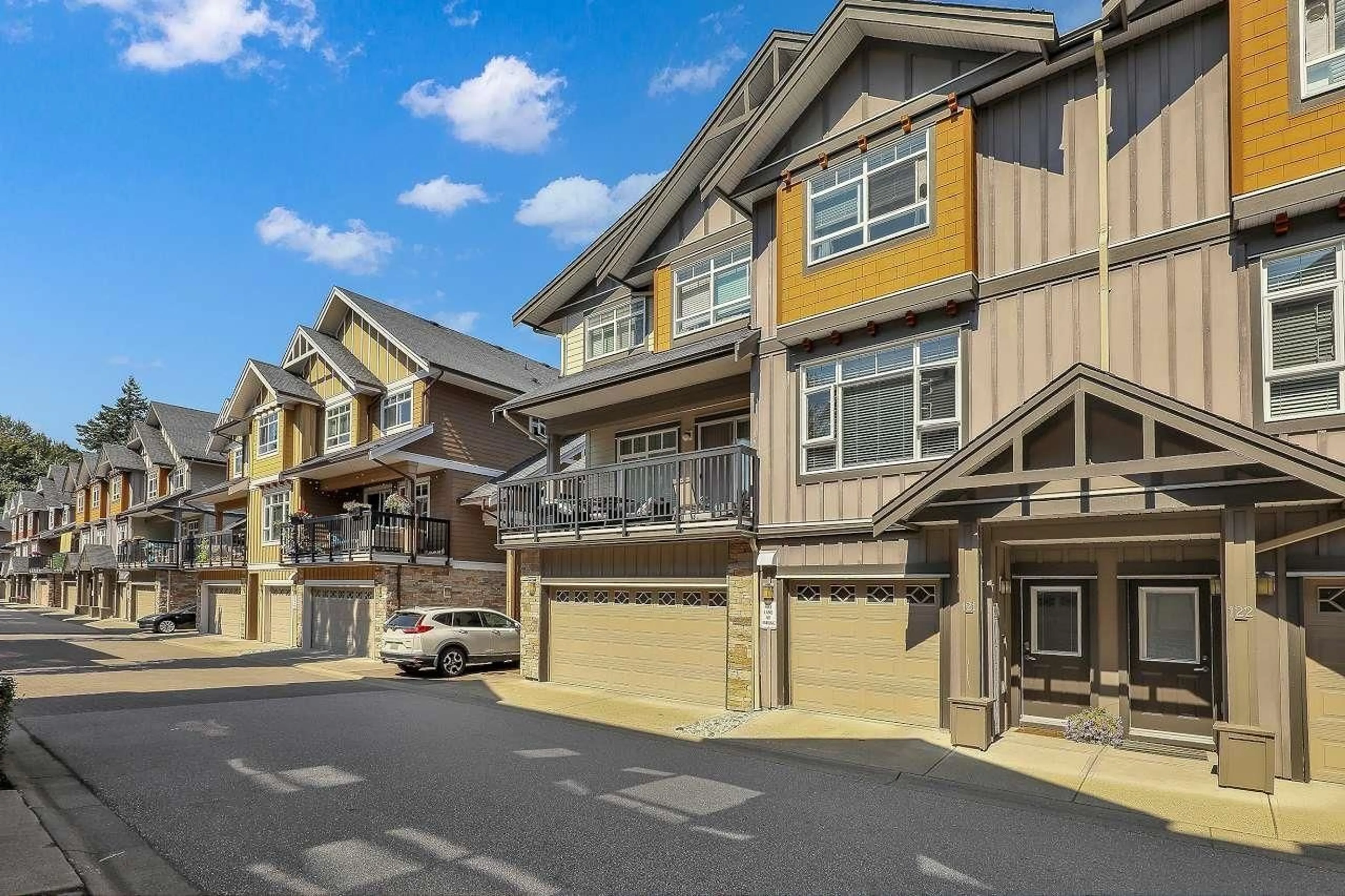 Patio, street for 121 - 2979 156, Surrey British Columbia V3Z8V8