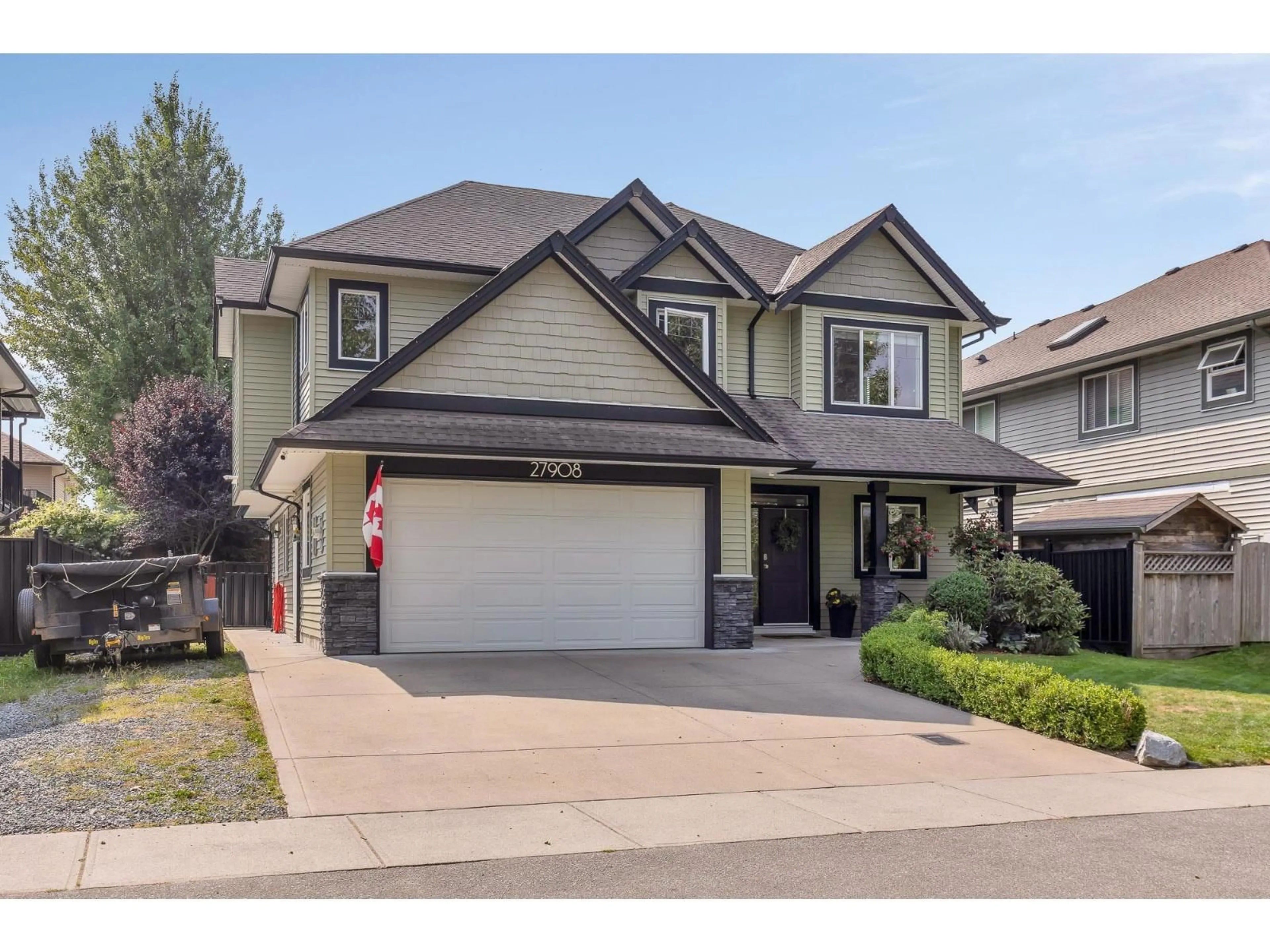 Home with vinyl exterior material, street for 27908 TRESTLE, Abbotsford British Columbia V4X2S7