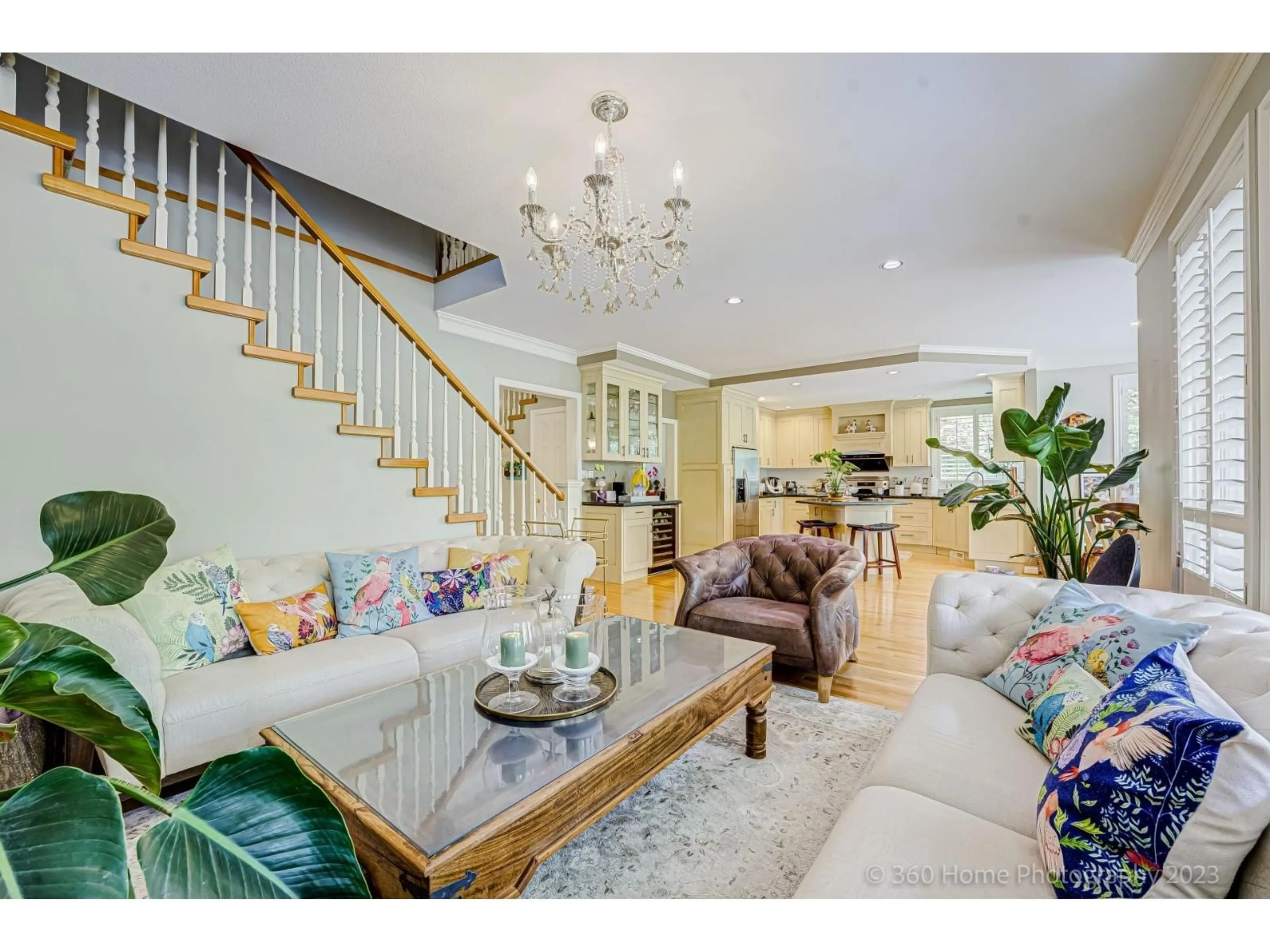 Living room with furniture, unknown for 13923 22A AVE, Surrey British Columbia V4A9V4