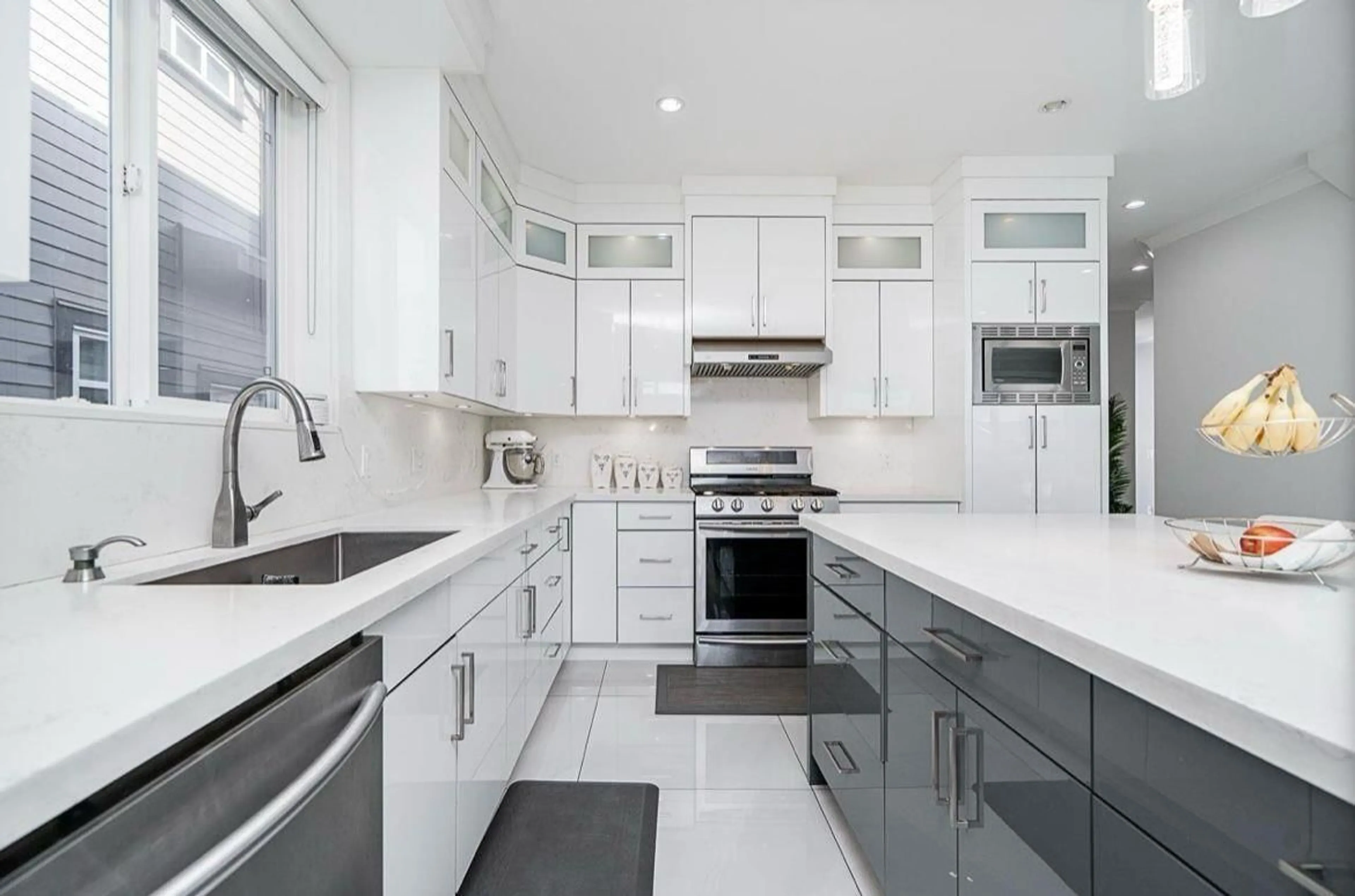 Contemporary kitchen, ceramic/tile floor for 11833 86A, Delta British Columbia V4C2Z2