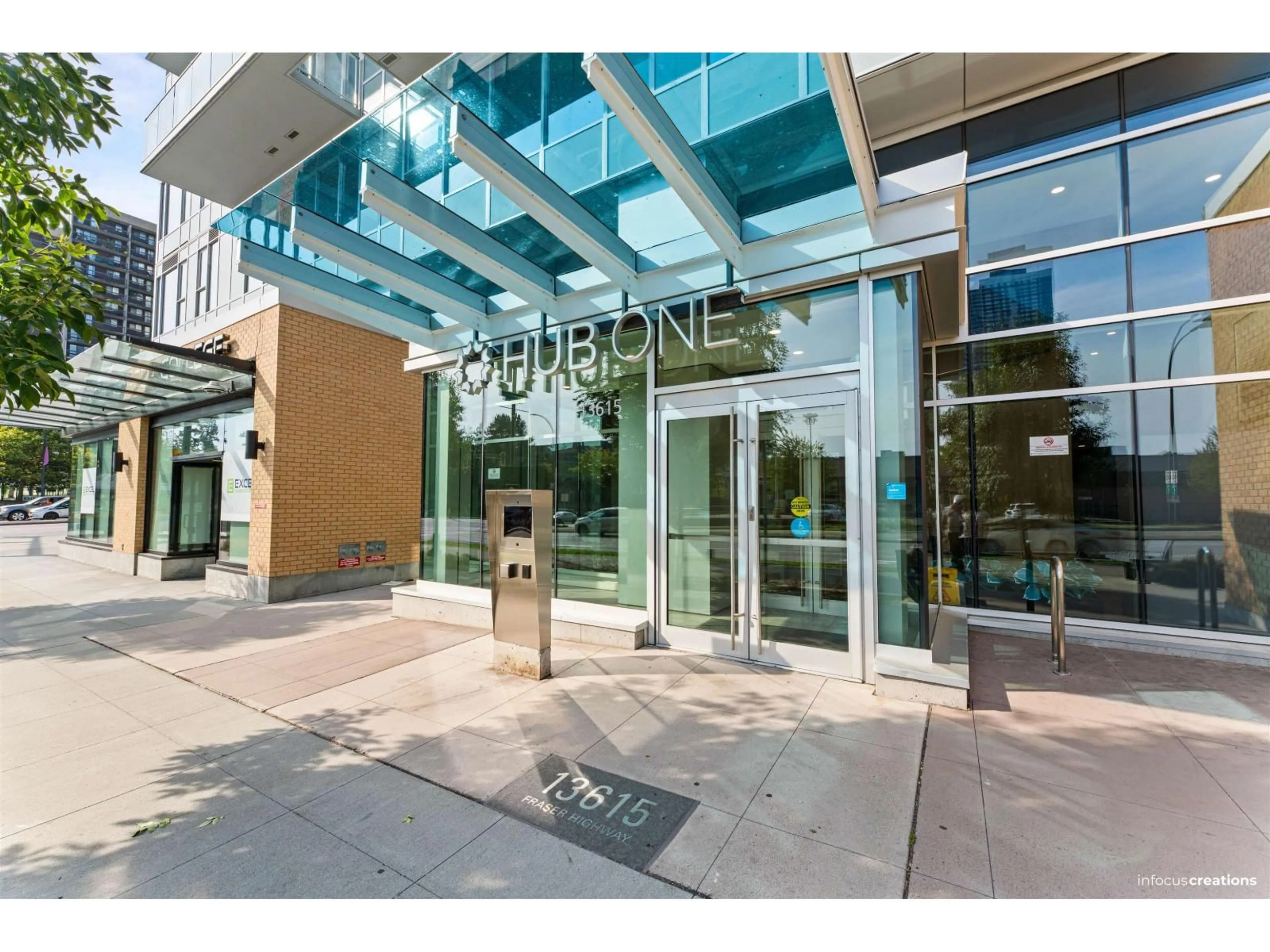 Indoor foyer for 1910 - 13615 FRASER, Surrey British Columbia V3T0P7