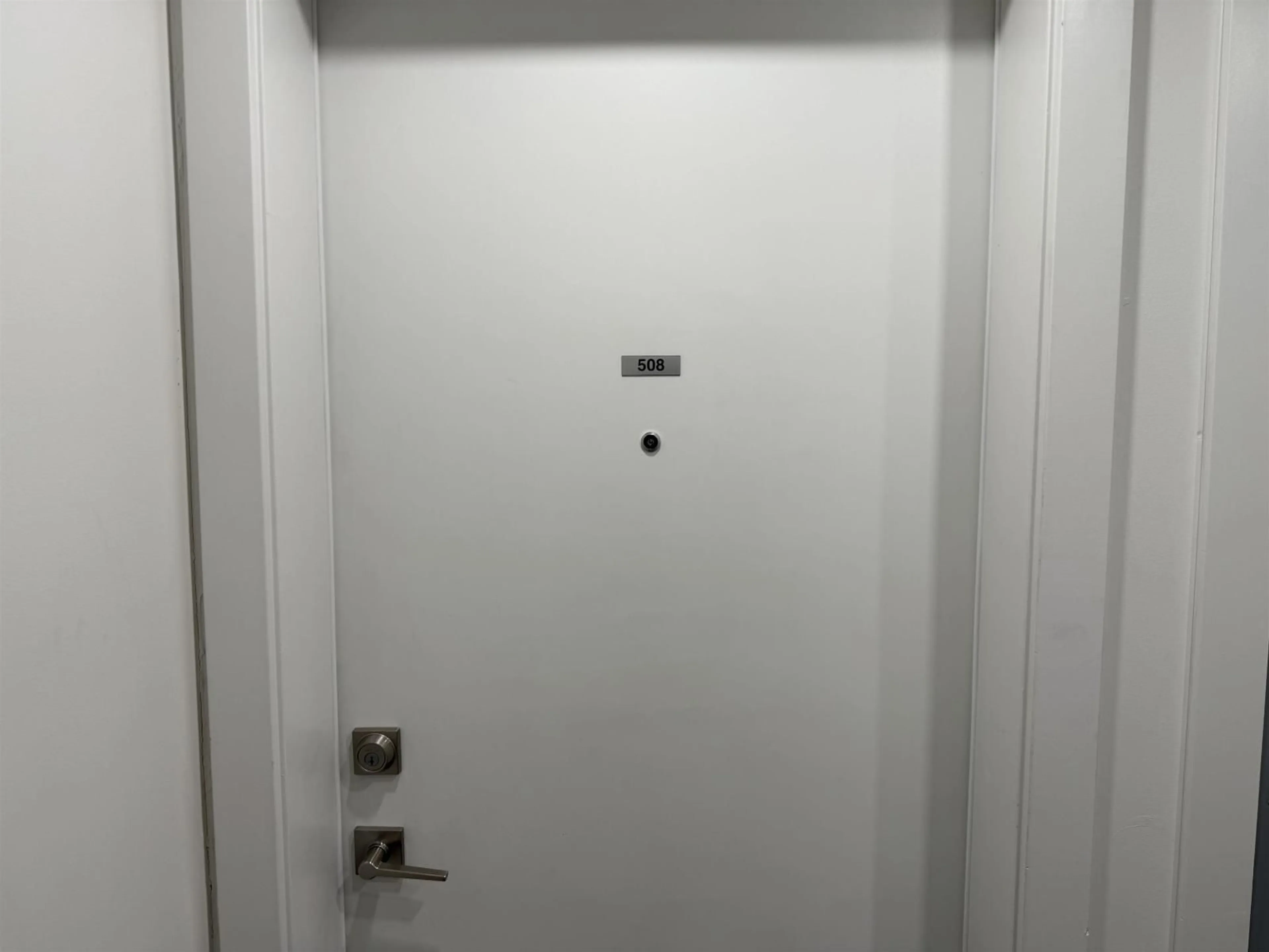 A pic of a room for 508 - 10616 132, Surrey British Columbia V3T0T3
