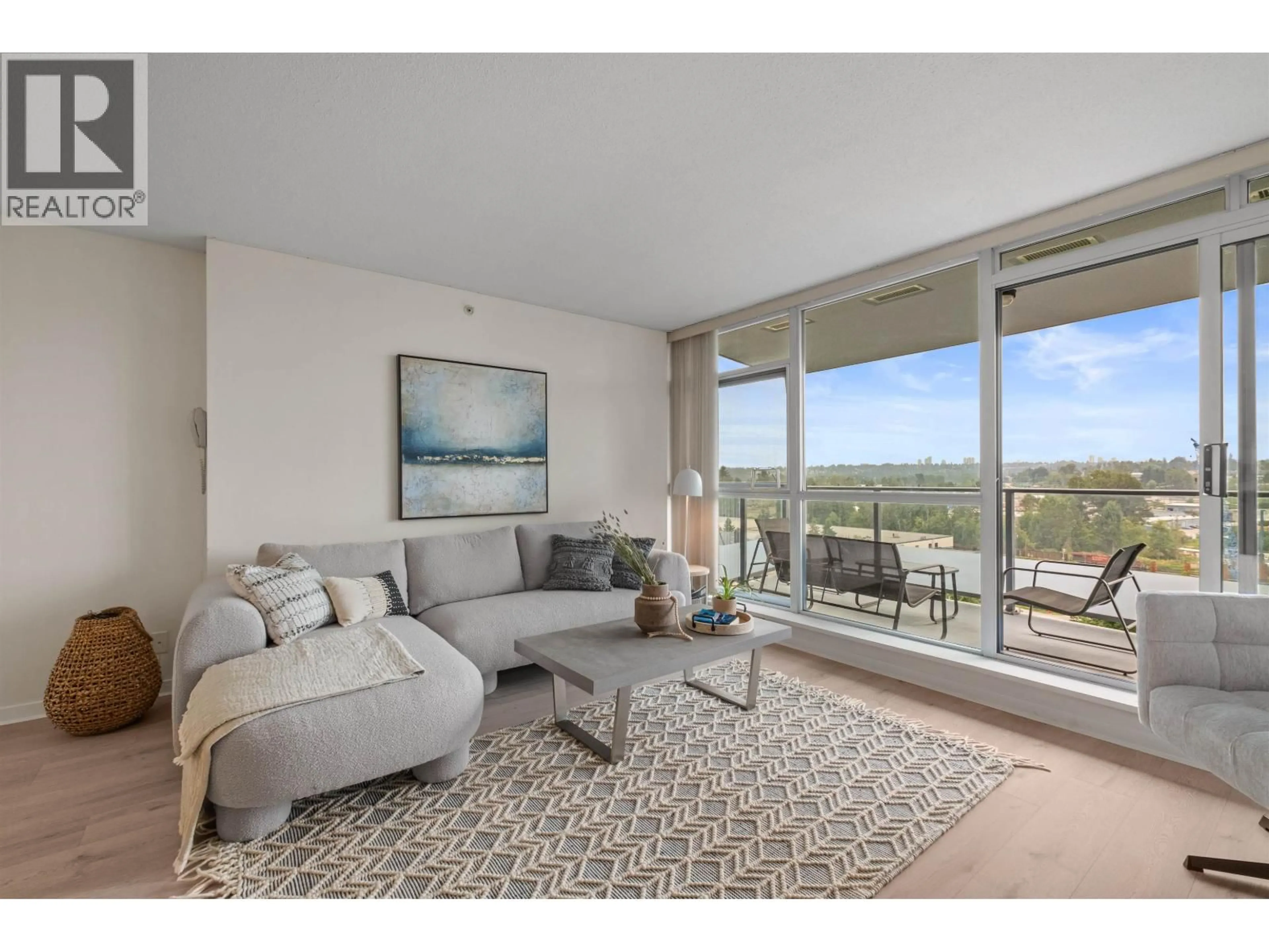 Living room with furniture, unknown for 1204 - 2225 HOLDOM AVENUE, Burnaby British Columbia V5B0A1