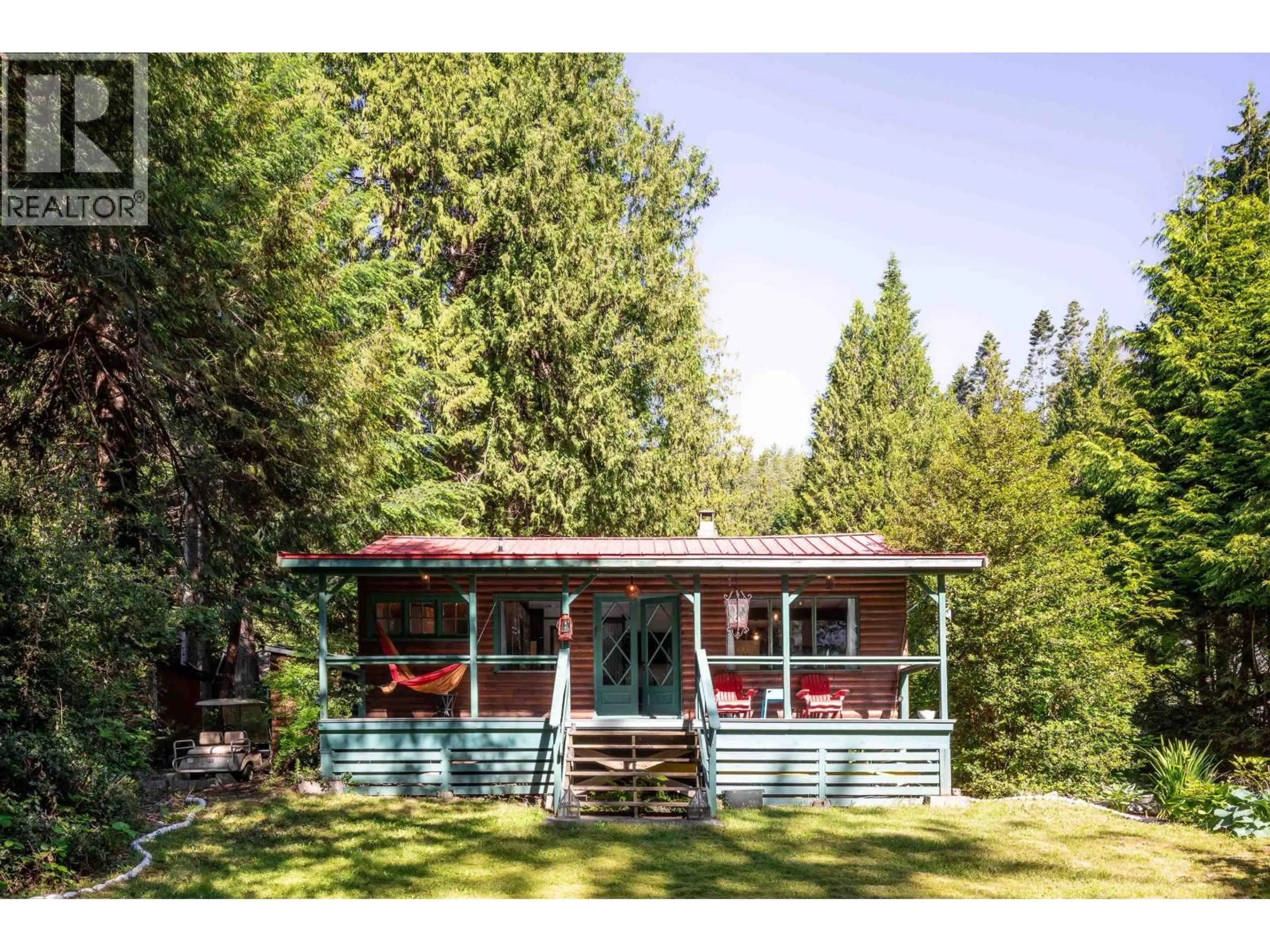 Home with vinyl exterior material, forest/trees view for 138 ESPLANADE ROAD, Keats Island British Columbia V0N1V0